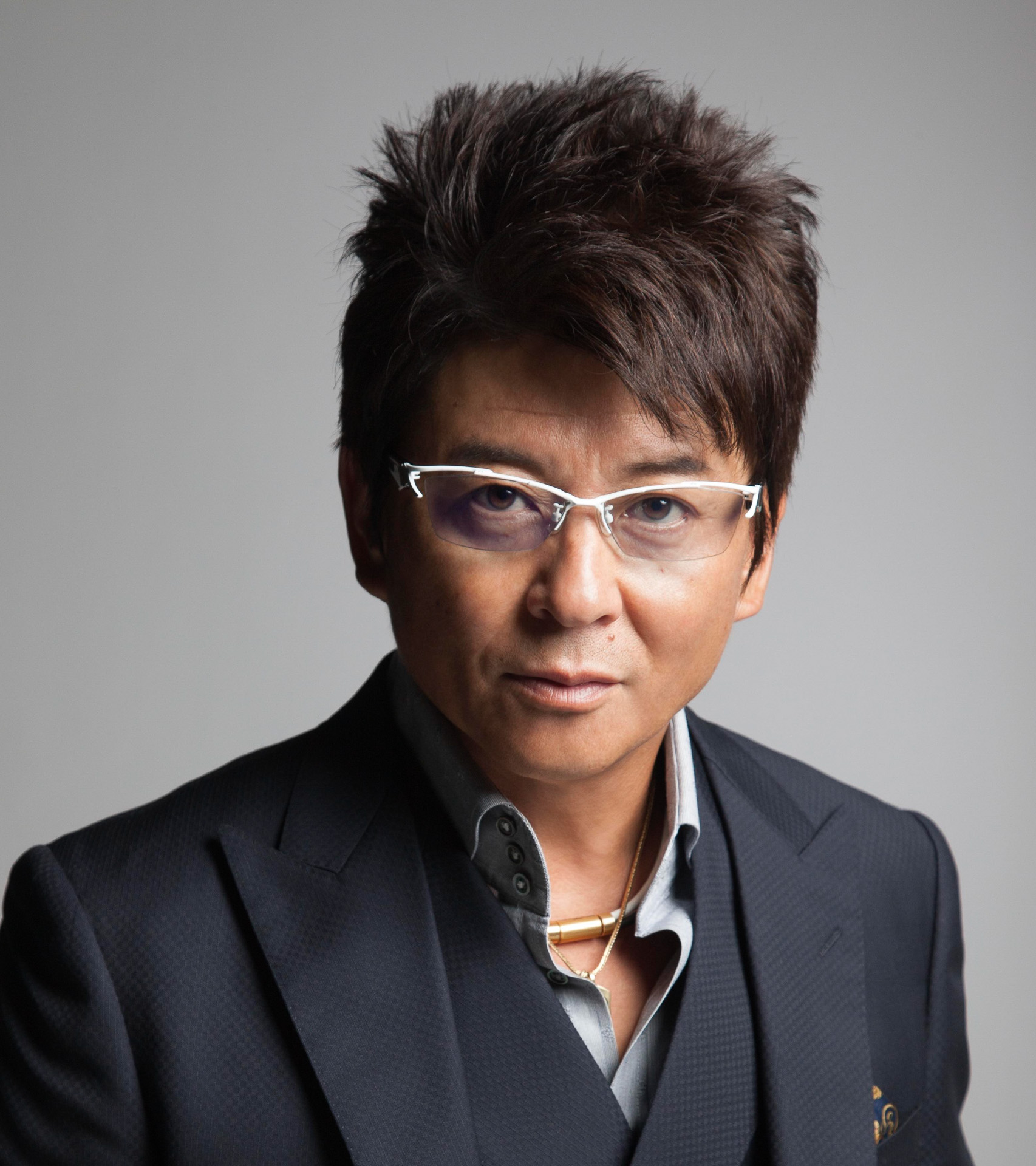 俳優 兼 ドライバーを務める哀川翔さん