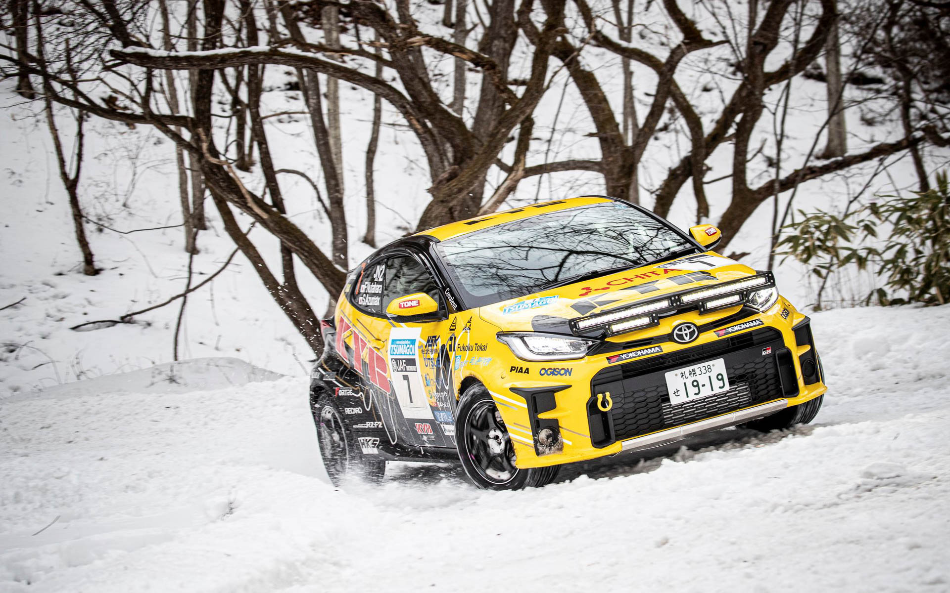 奴田原/東クルーの手で、JN2で2位、総合5位で初戦のTsumagoiを飾った