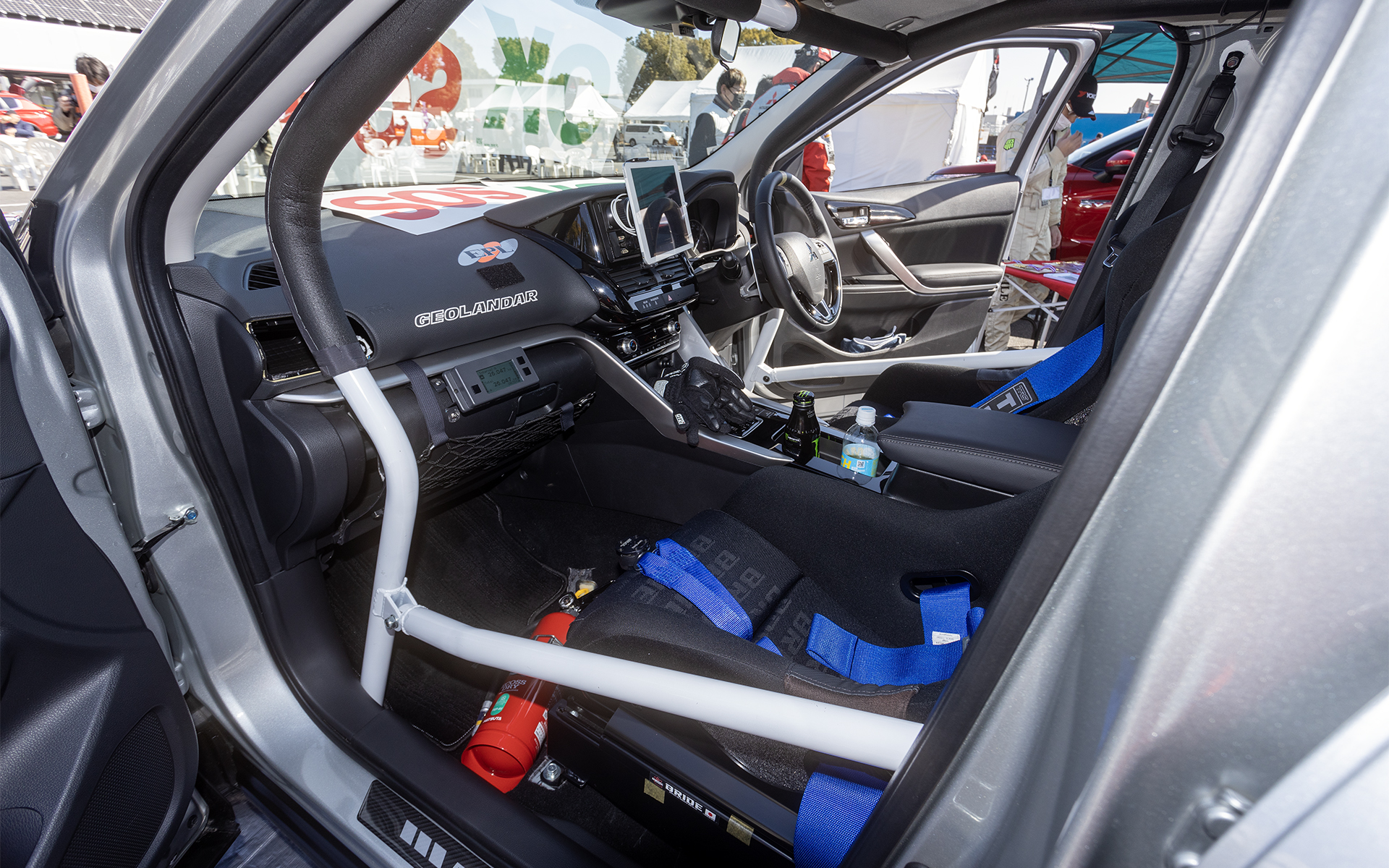 三菱エクリプスクロスPHEVラリー2023のインテリア