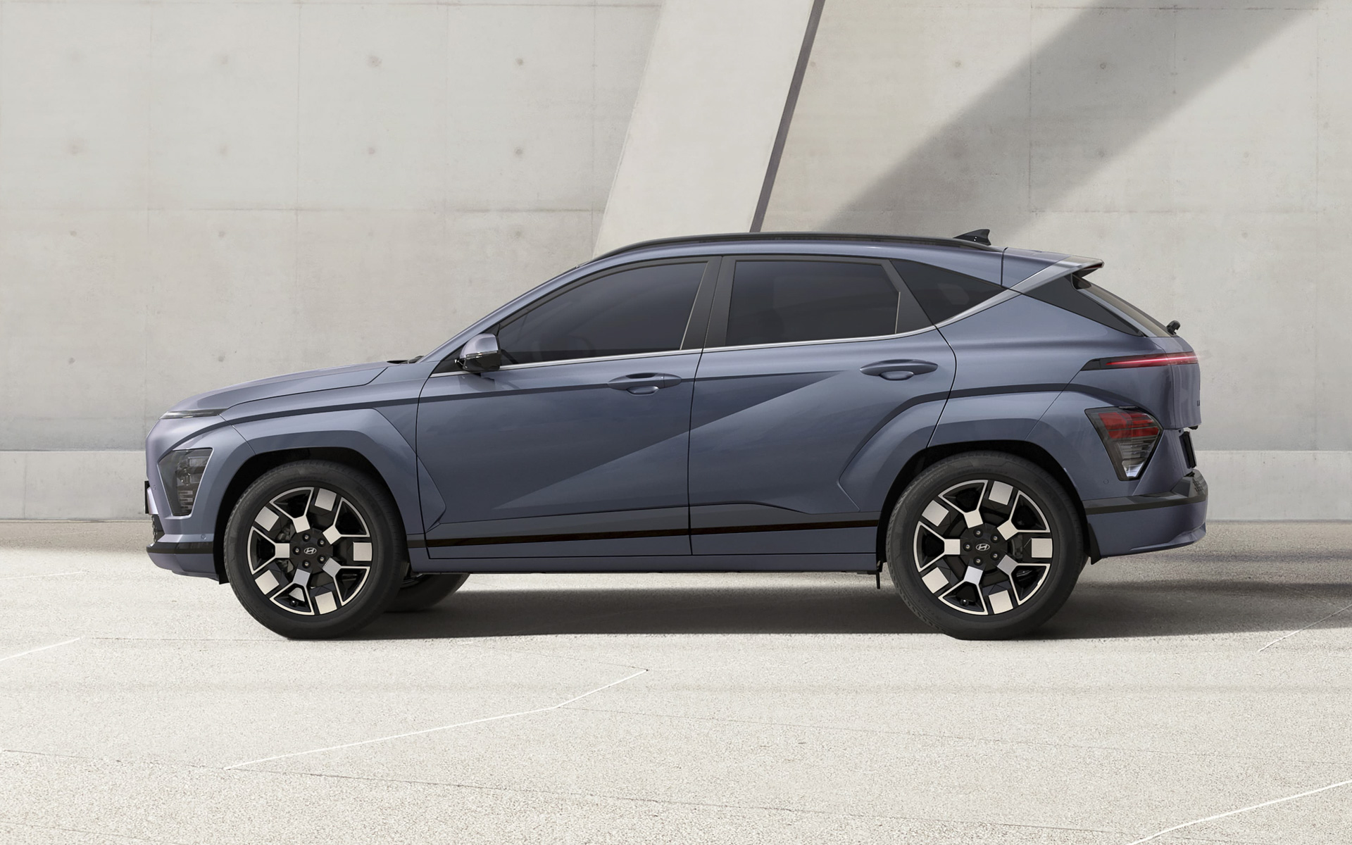 新型KONAサイドビュー