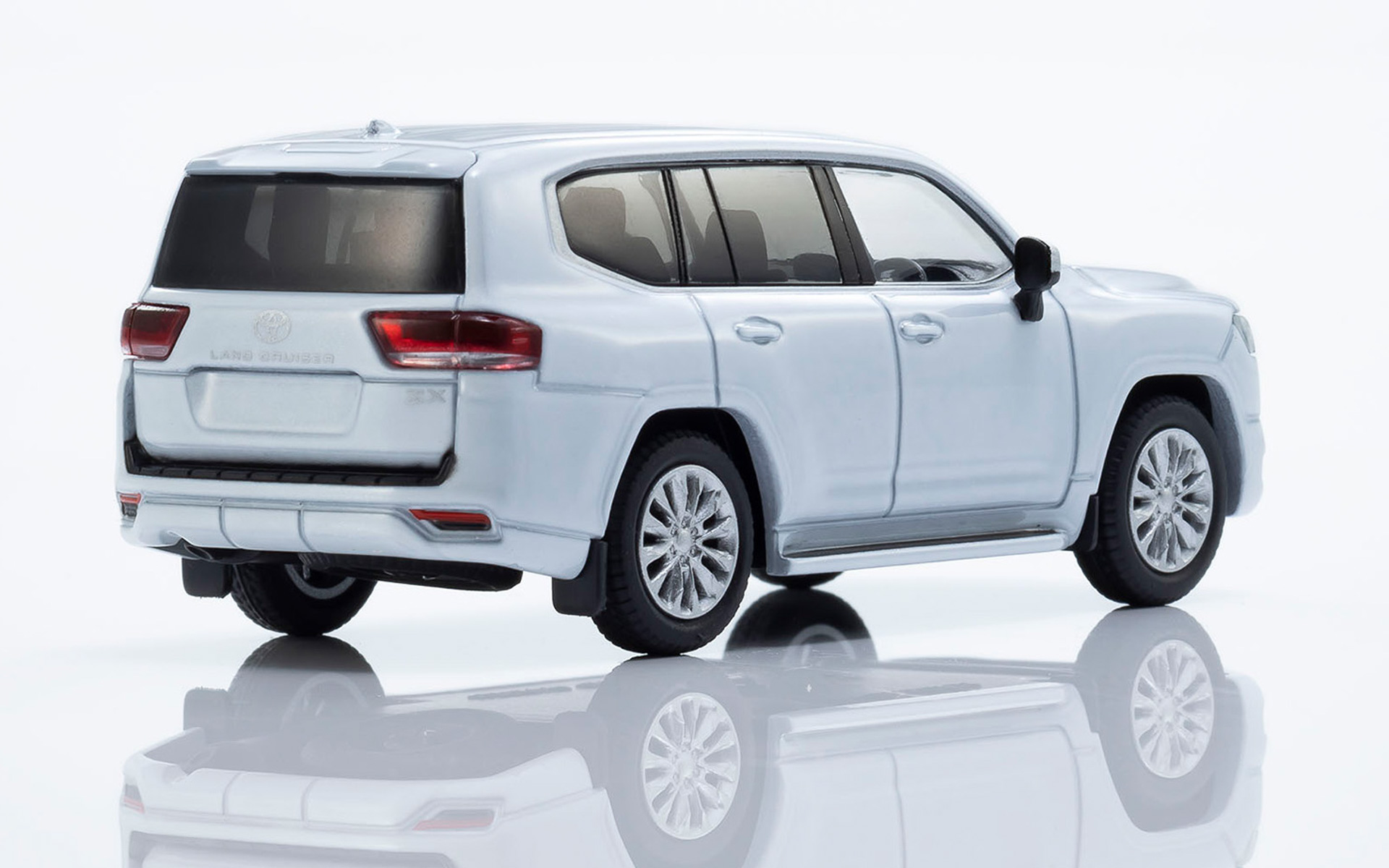 開閉ギミックはなし