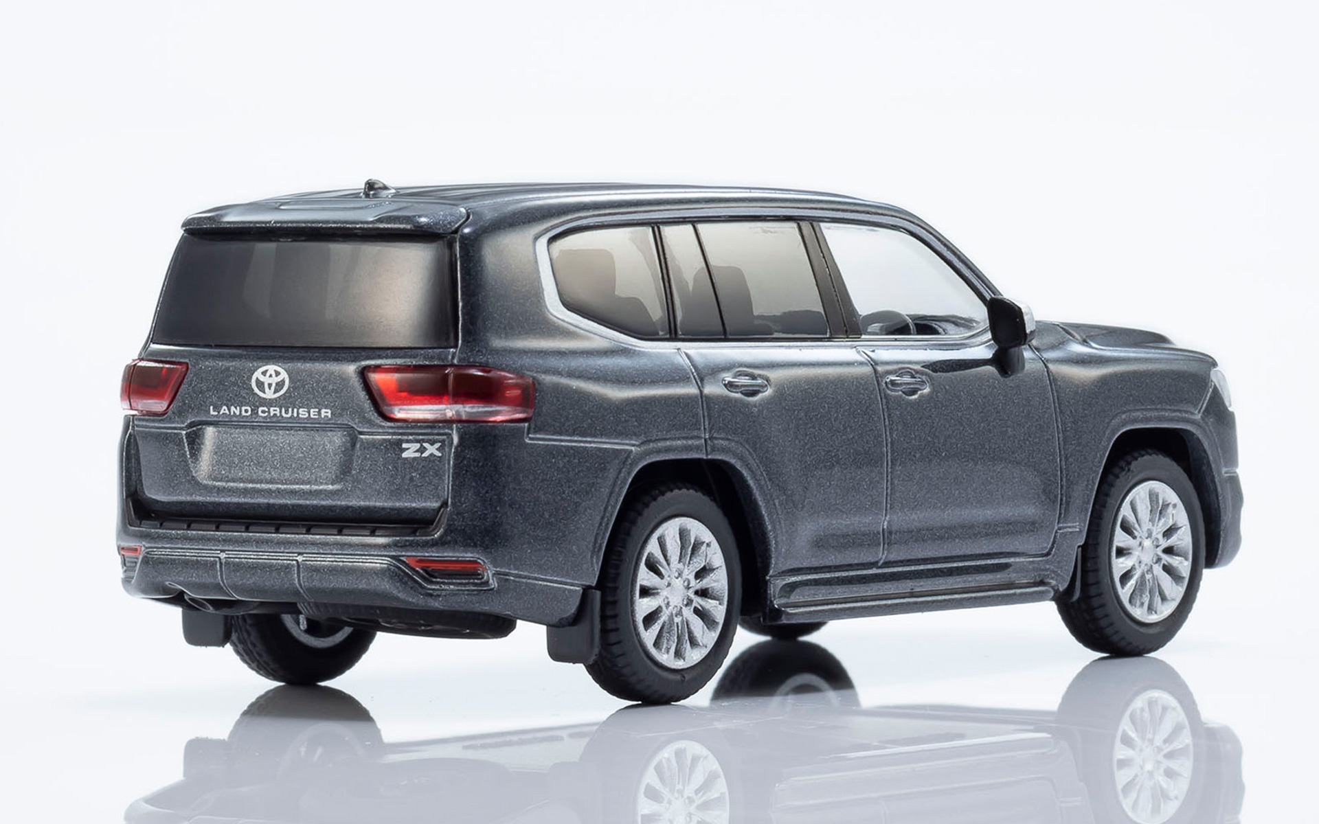 グレーメタリック