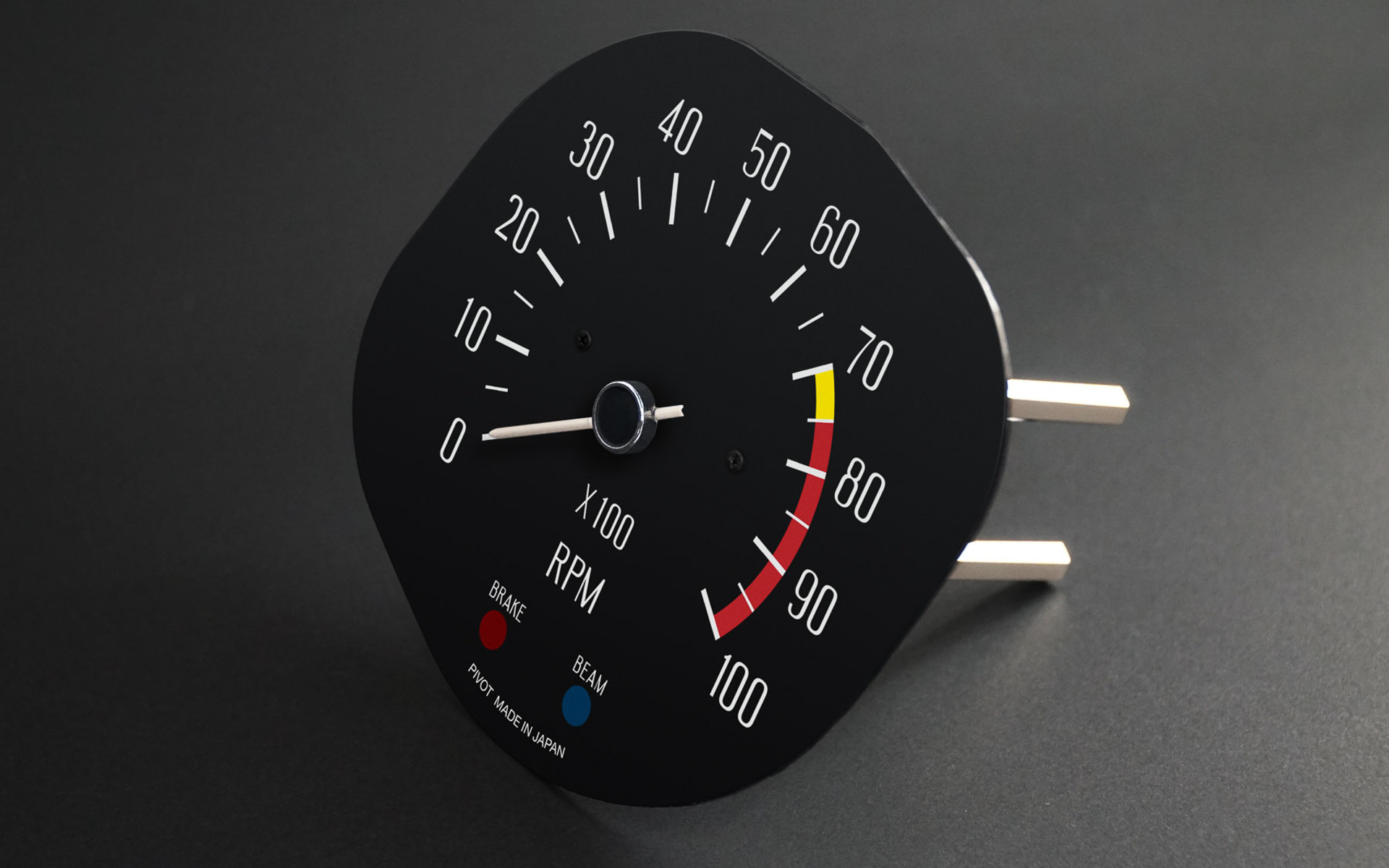 当時と同じようなデザインの文字盤を再現