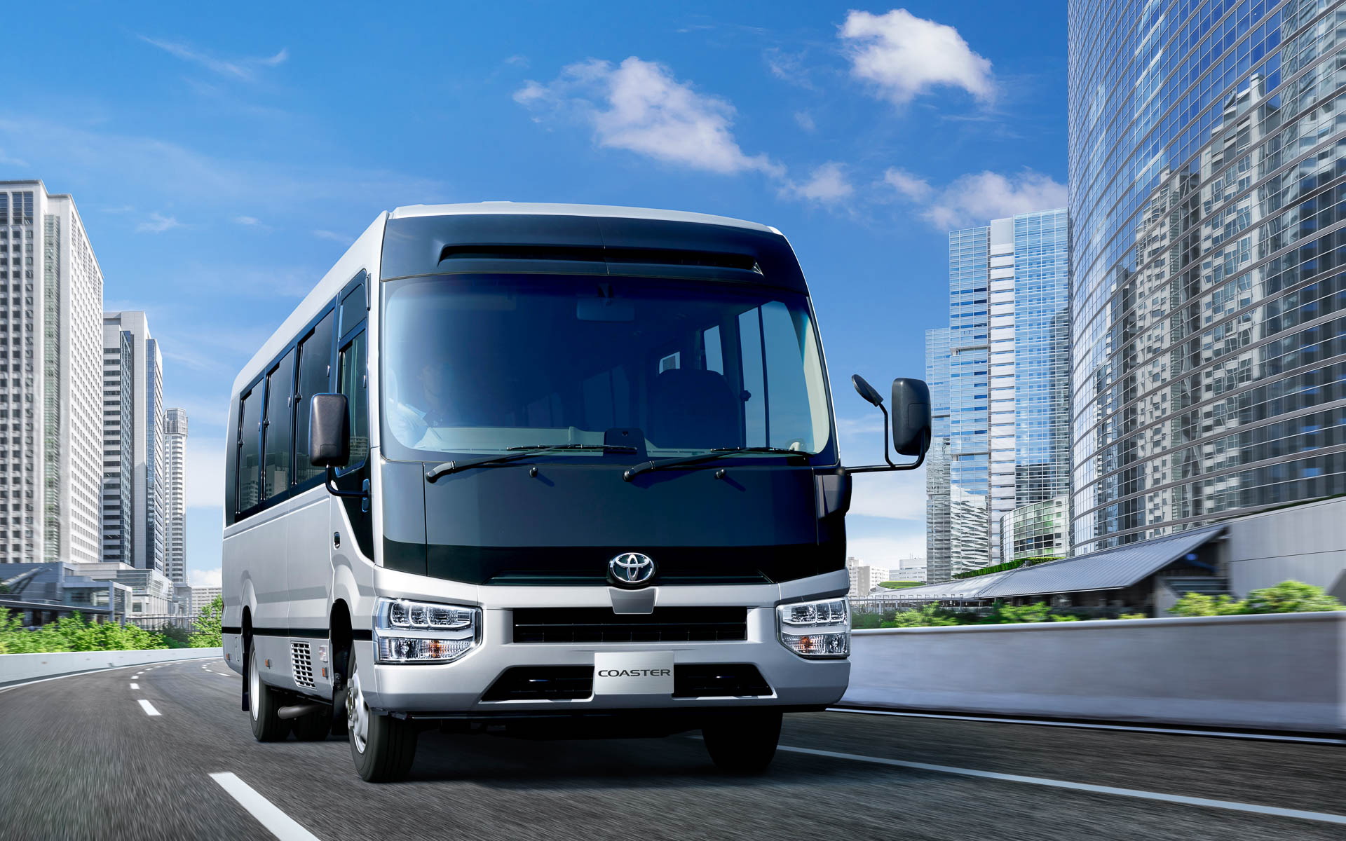 コースター GX（ロングボディ・24人乗り）