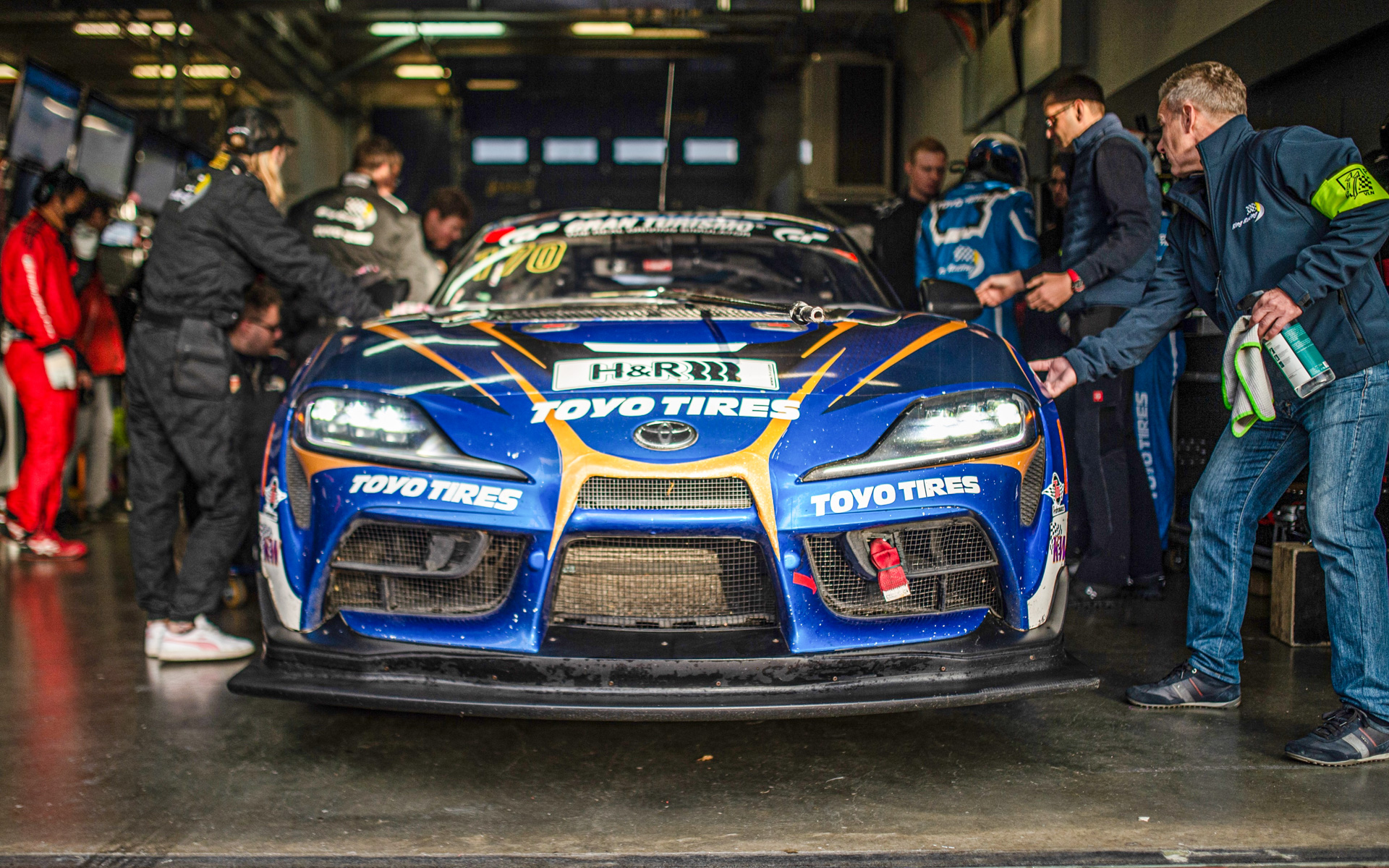 参戦車両のTOYOTA GR Supra GT4