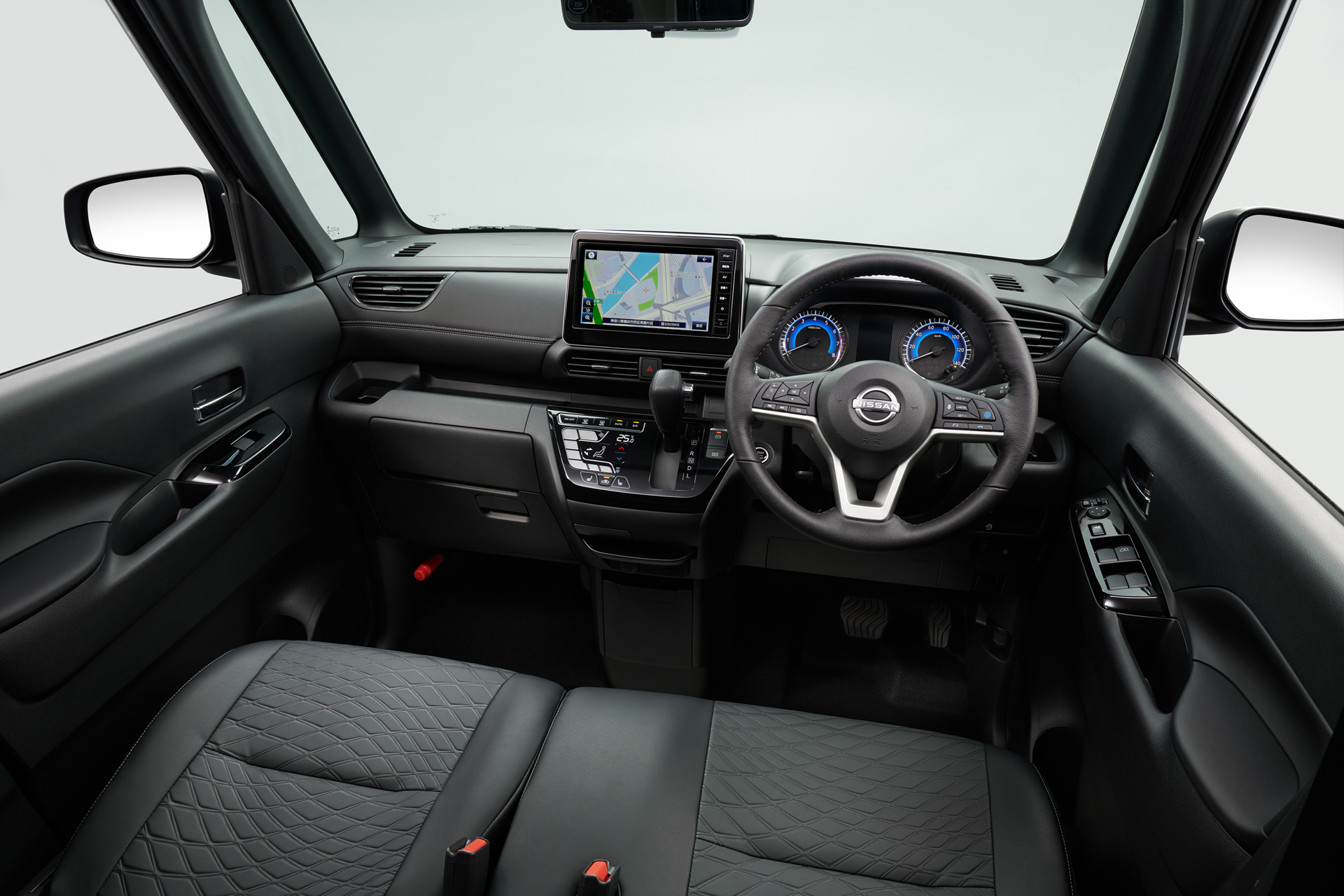 ルークス ハイウェイスター アーバンクロム