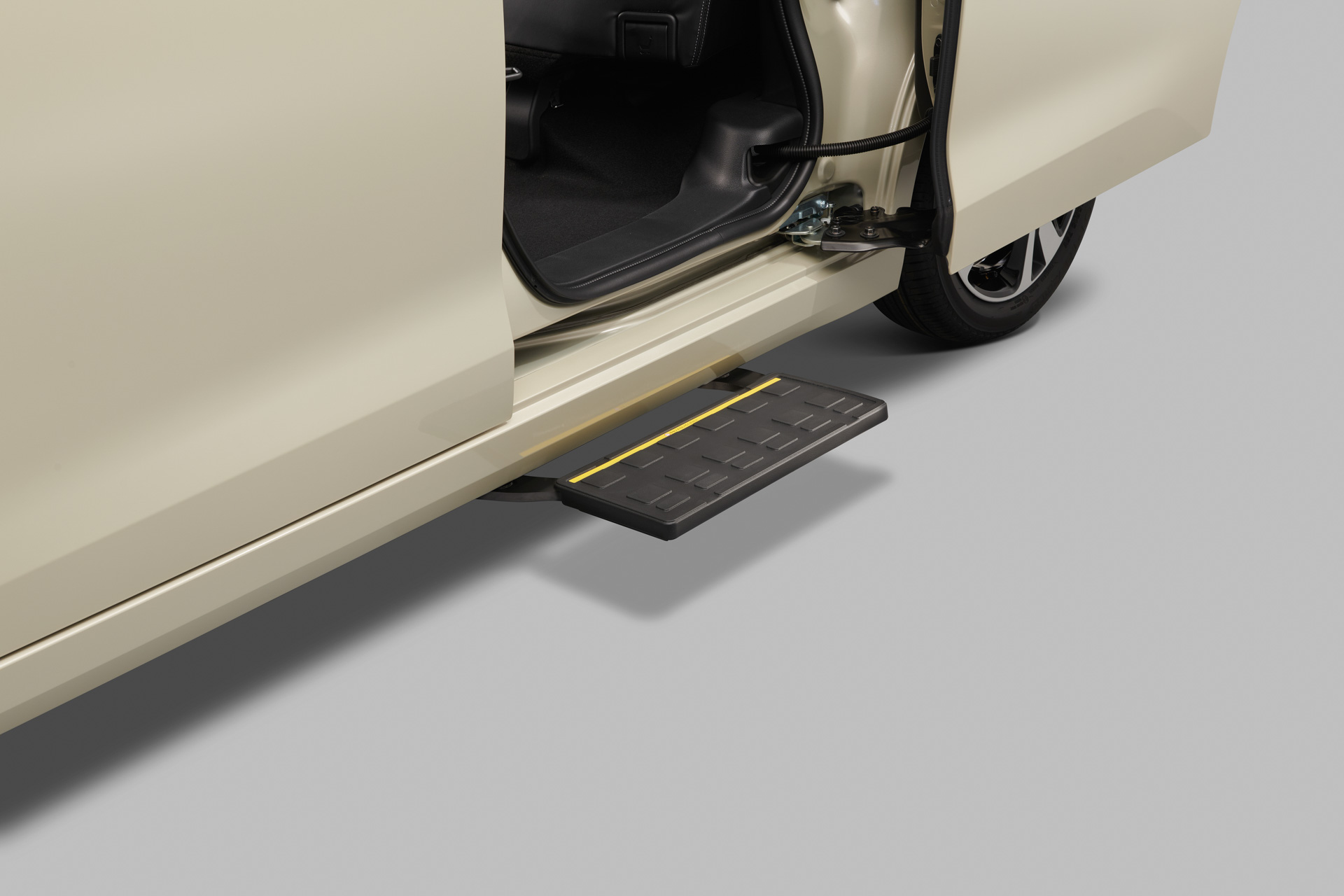 ルークス オートステップ付車