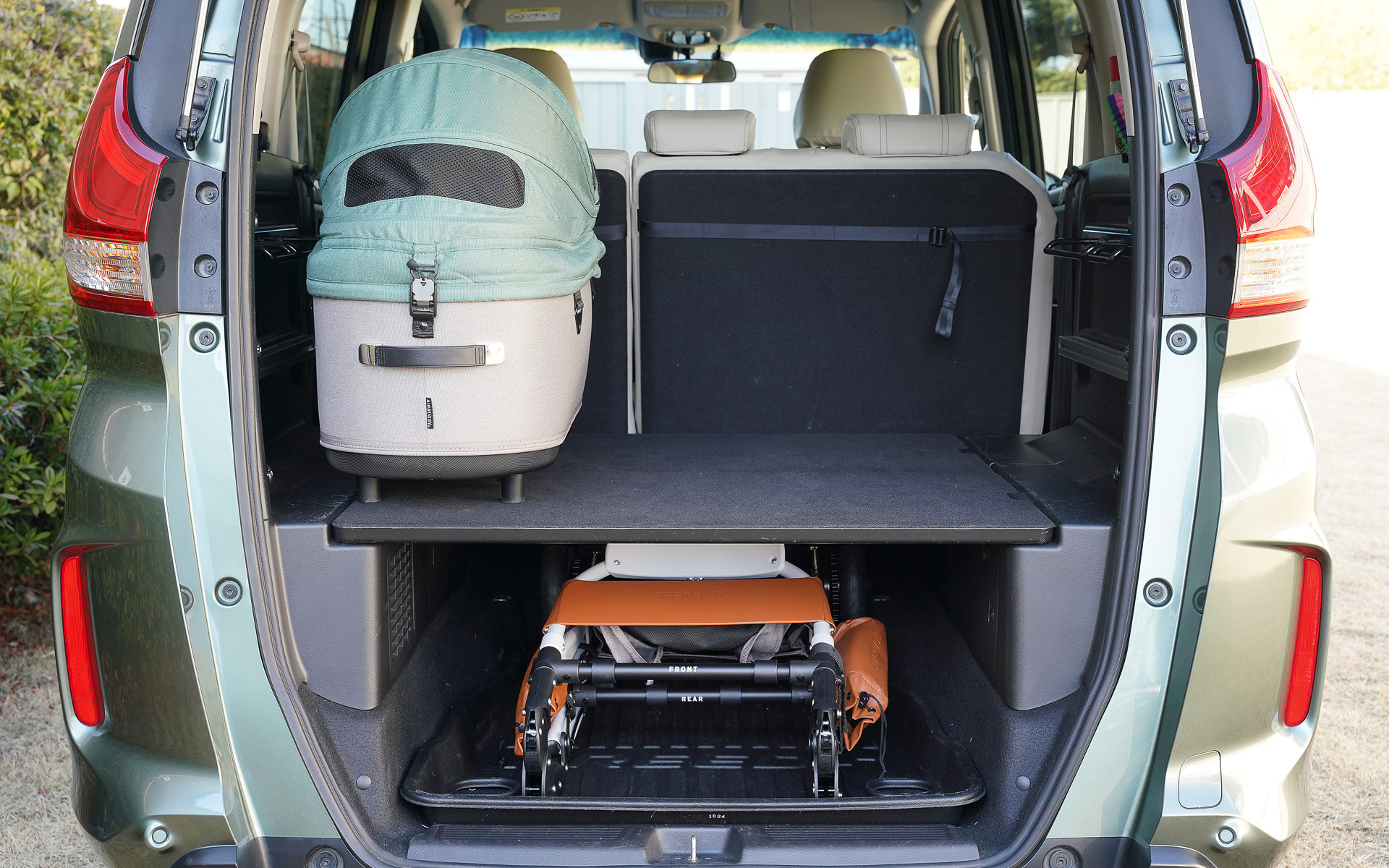 フリード＋ラゲッジスペース使用イメージ