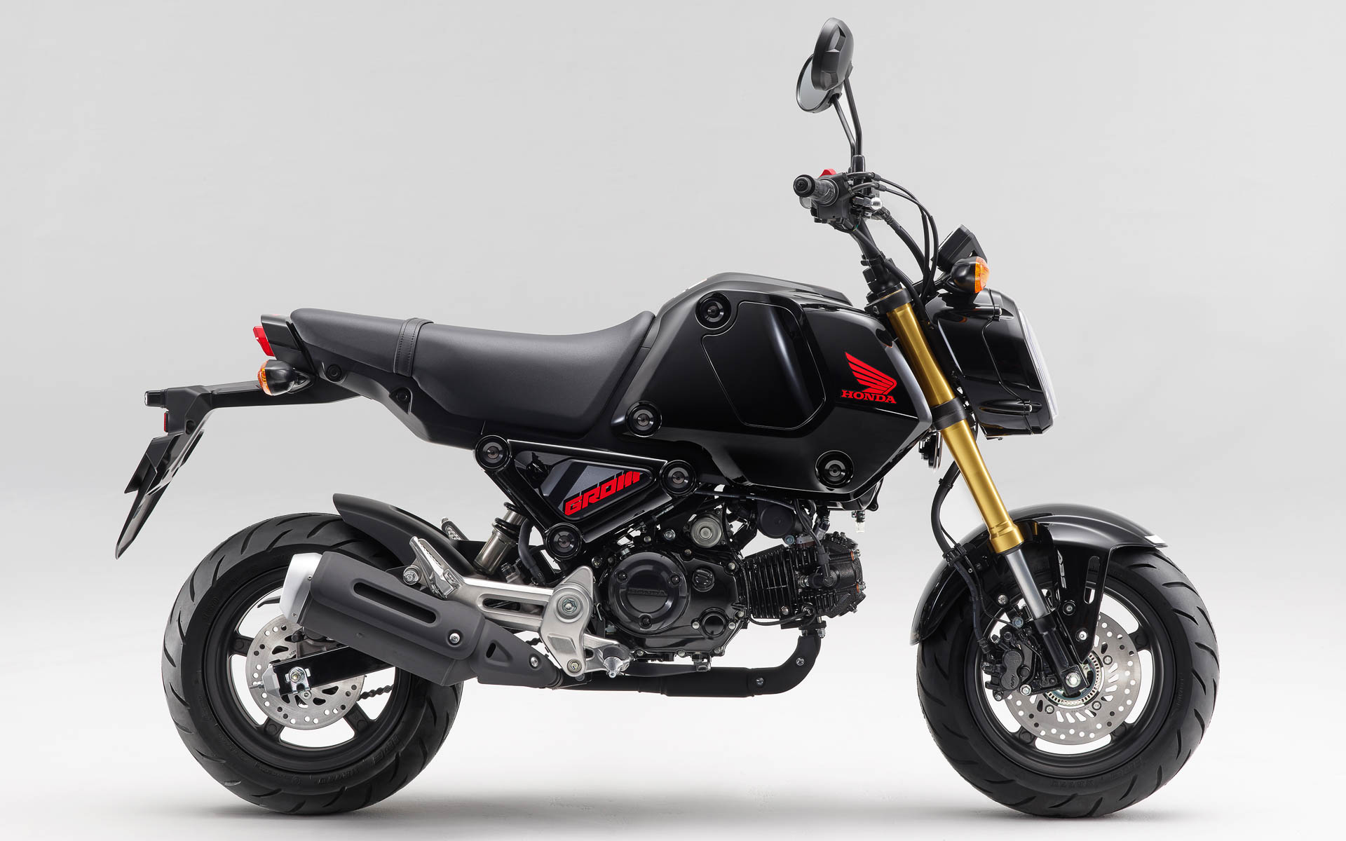 アステロイドブラックメタリック