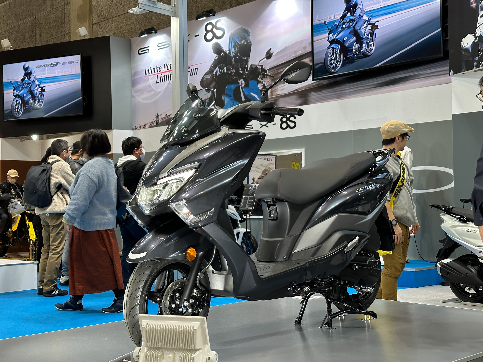 新型「バーグマンストリート125EX」を3月27日より国内で発売することも発表された、価格31万7900円でラグジュアリースクーターと位置付けられている