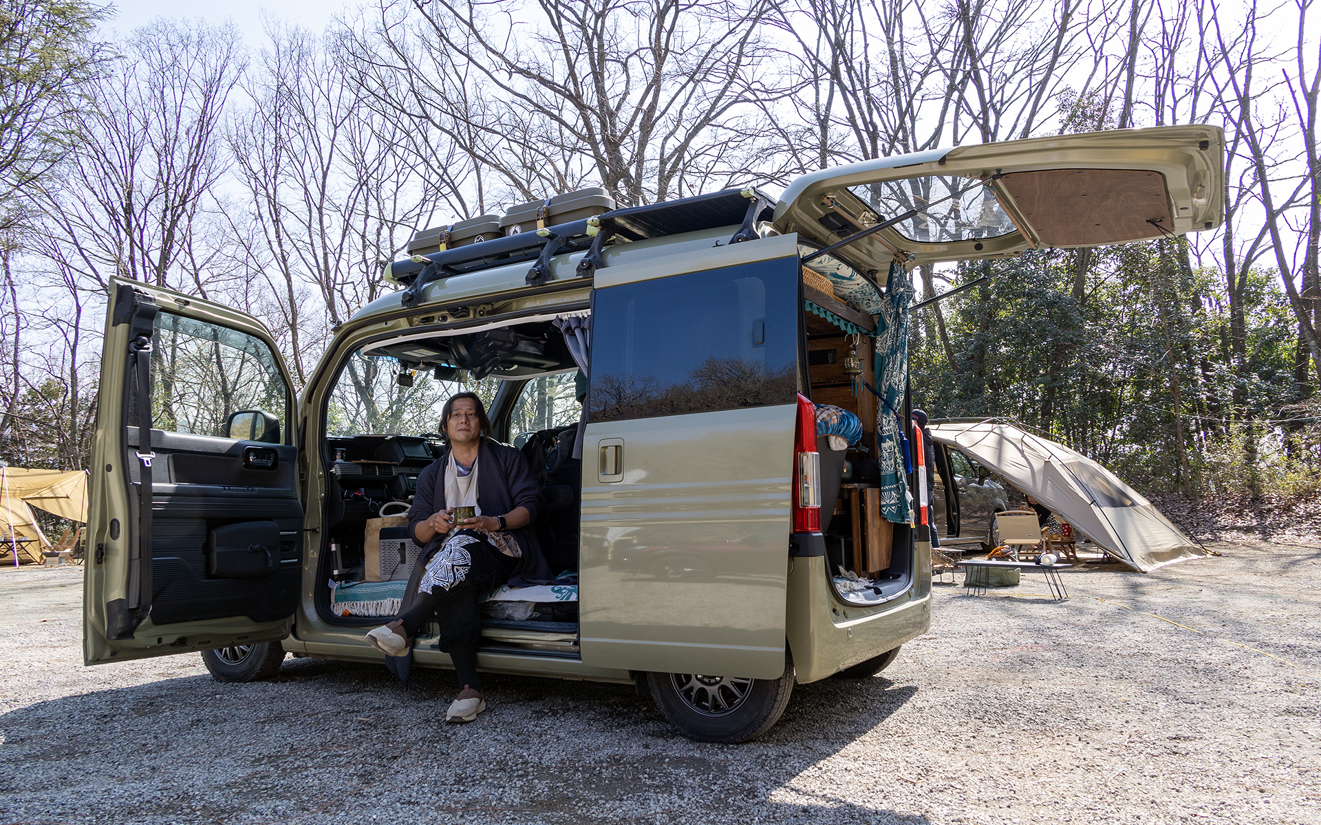 1年のうち300日以上をこのN-VANで過ごしているという