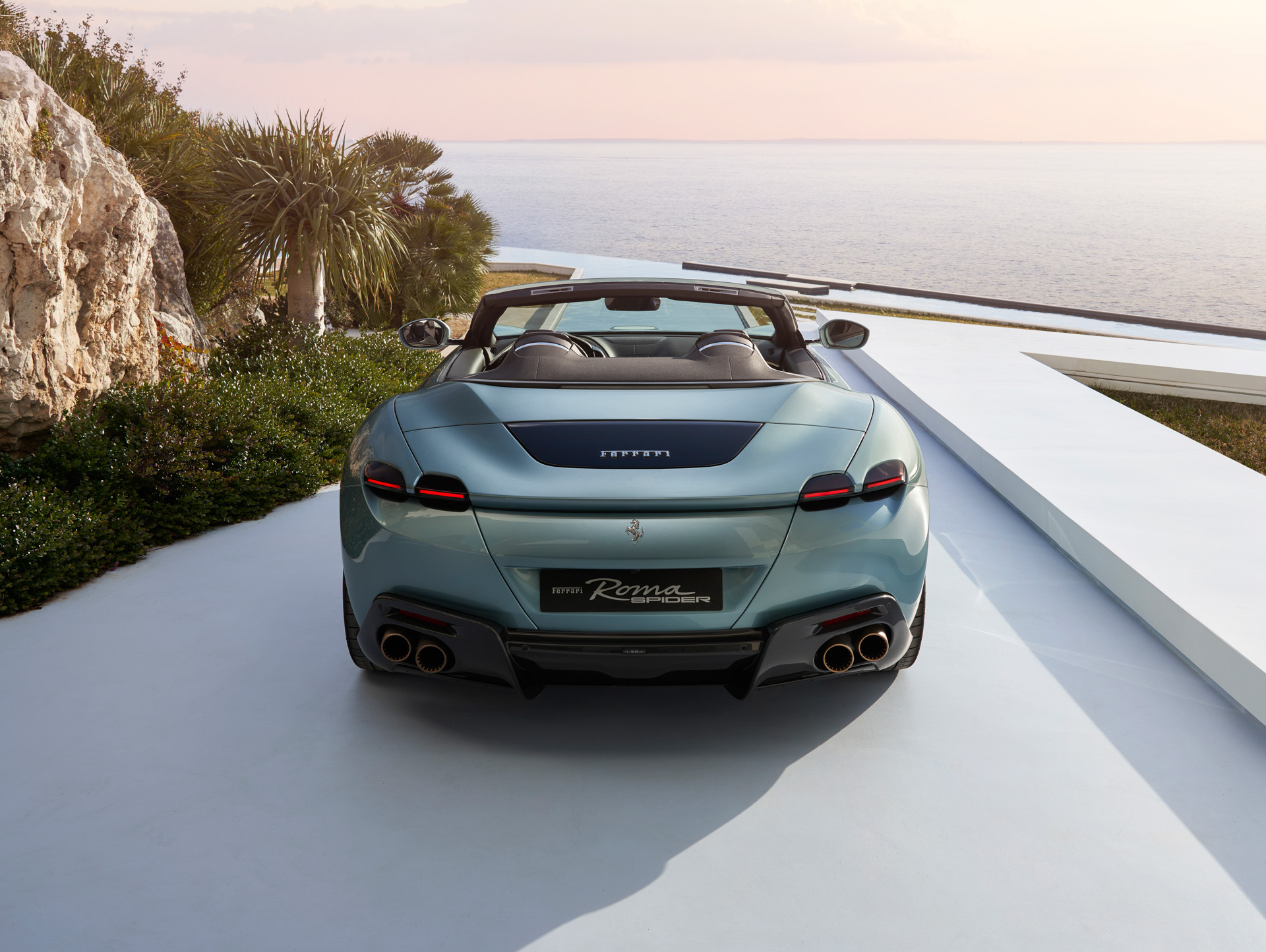 新型オープンモデル「ローマ スパイダー」