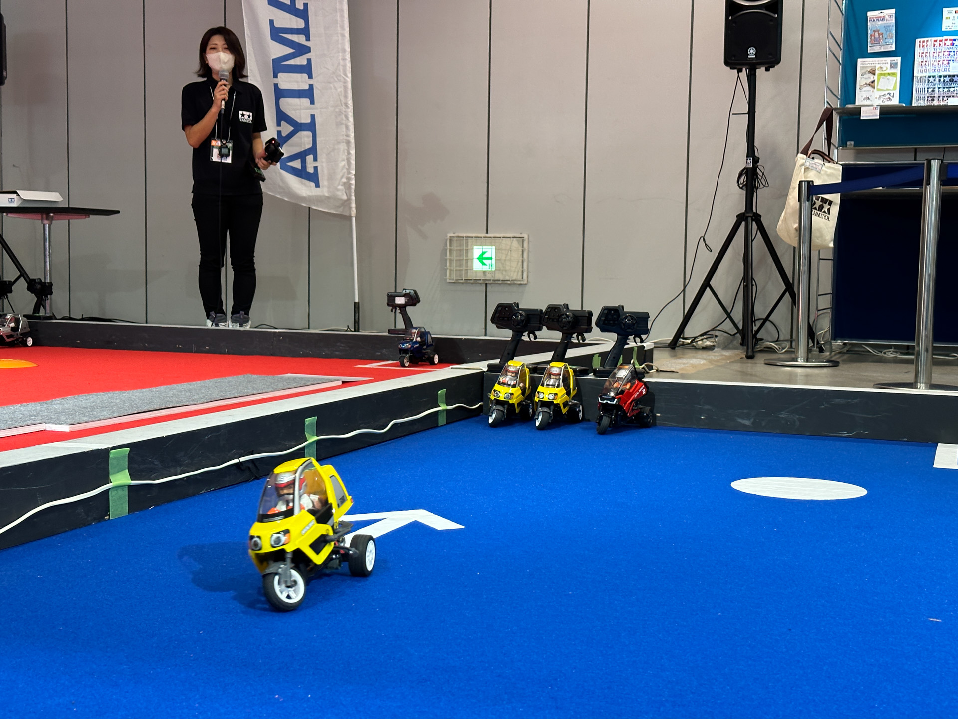 屋内展示のようす