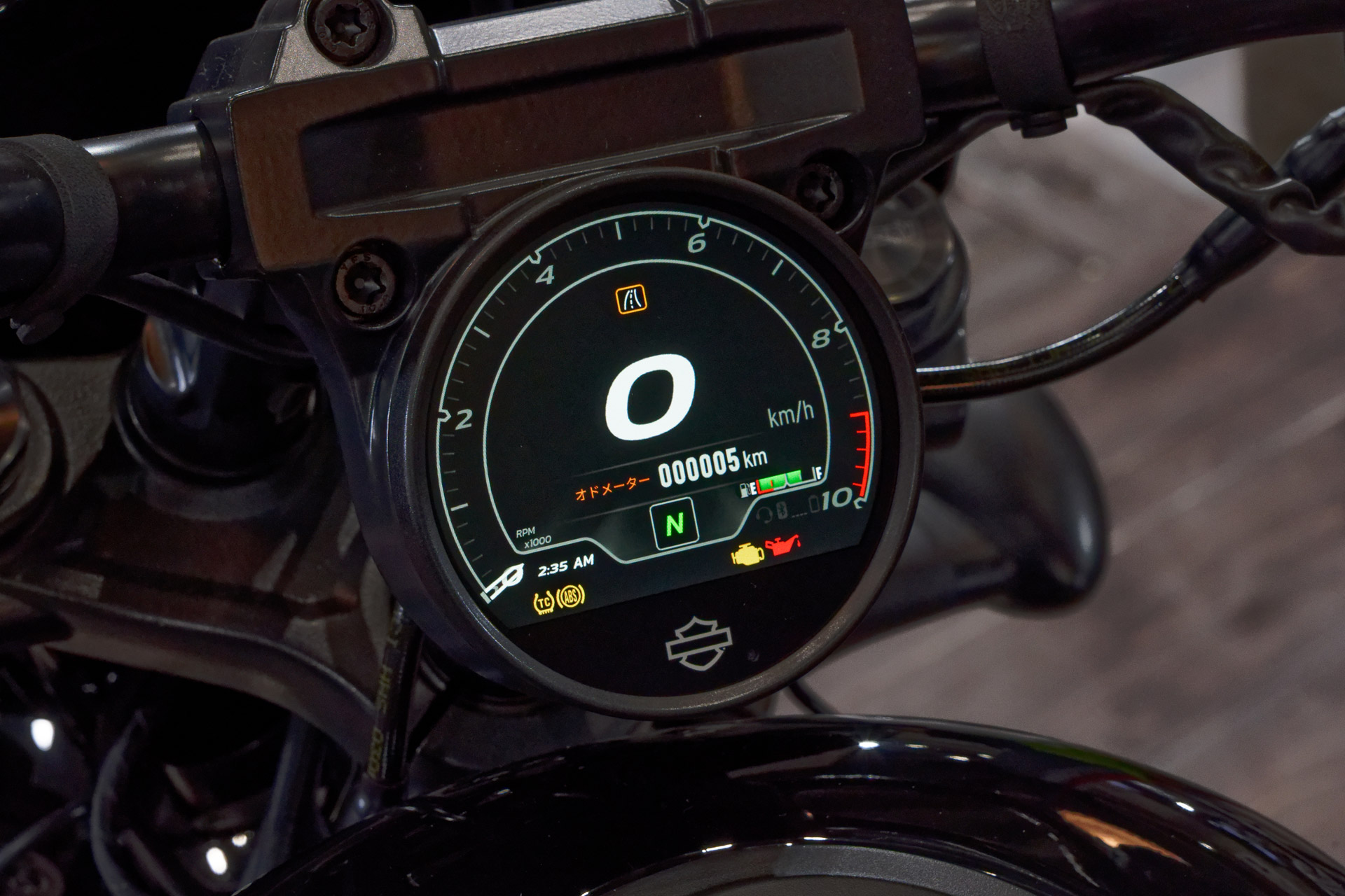 メーターディスプレイはフルデジタル