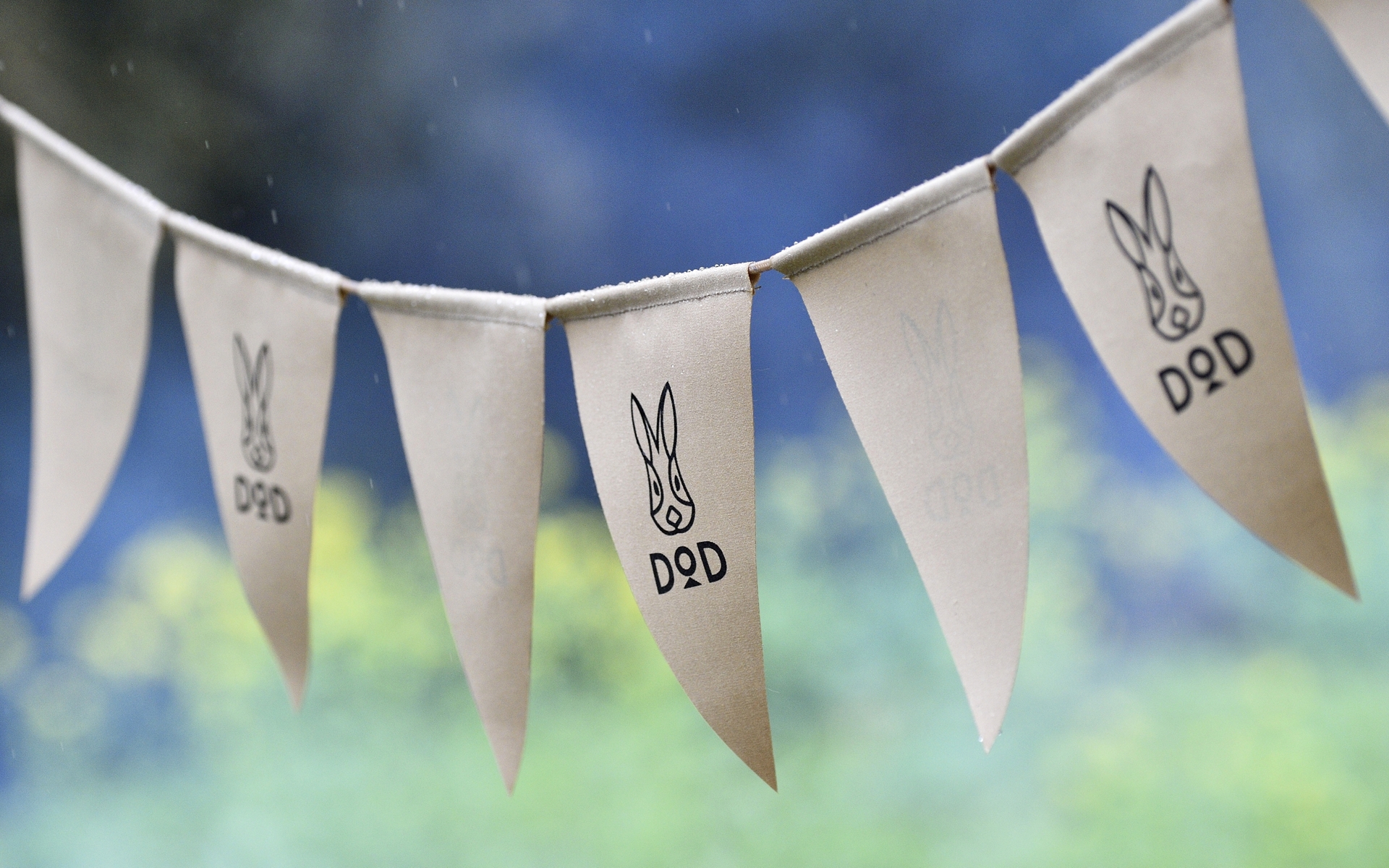 DODはアウトドアを楽しく盛り上げるための装飾アイテムも豊富にラインアップしている