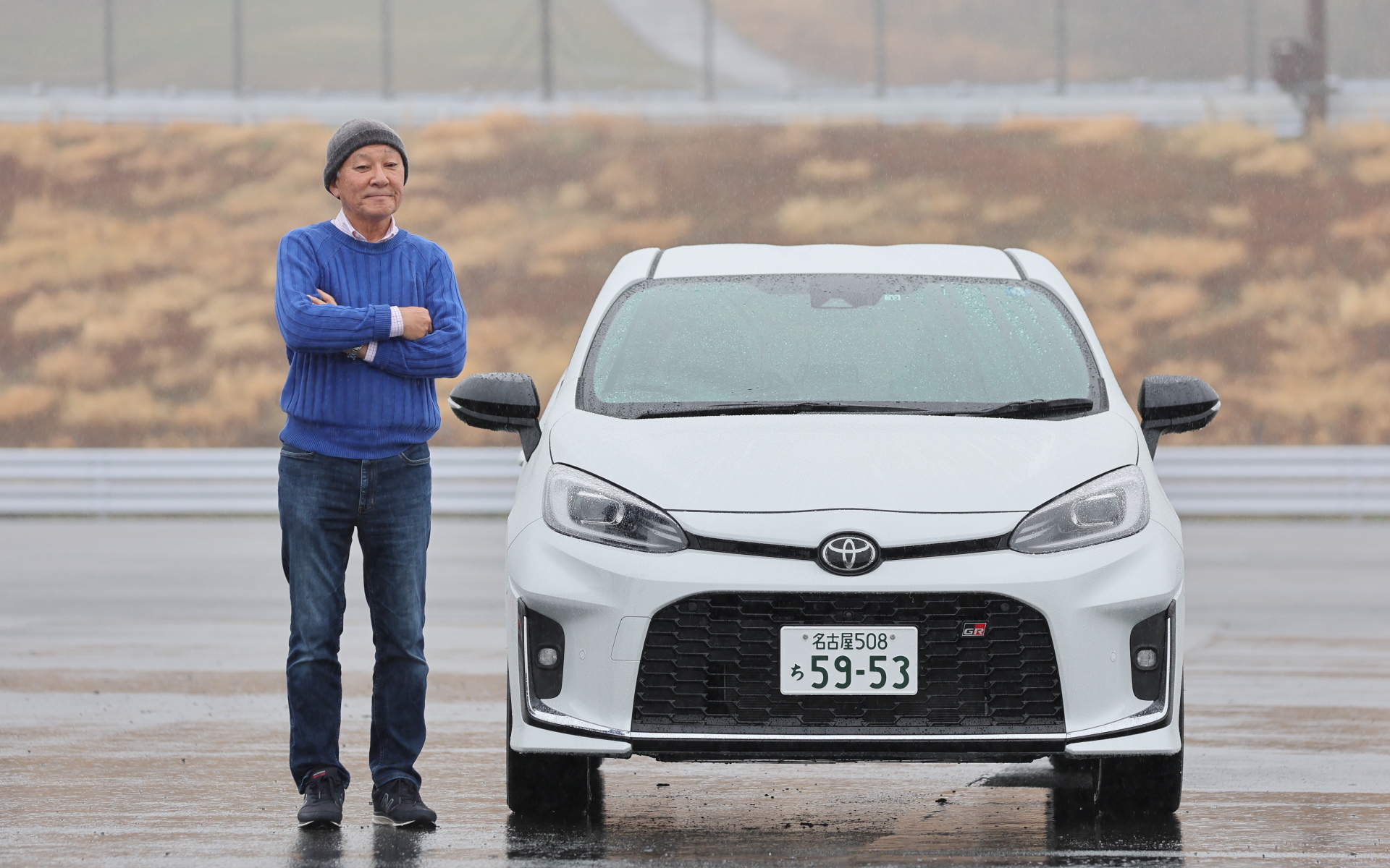 今回は雨の中での試乗となった