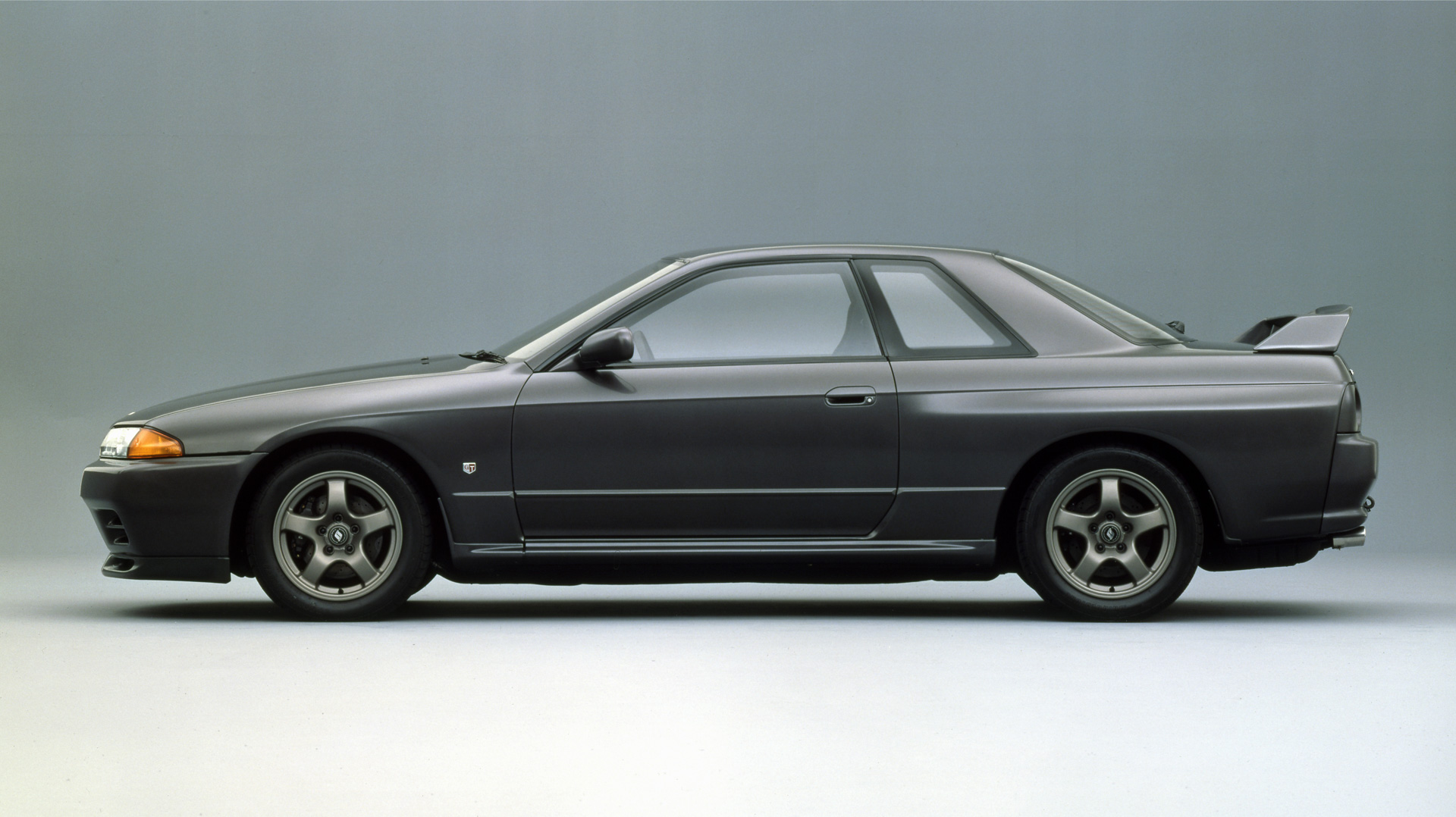 8代目スカイライン・R32型