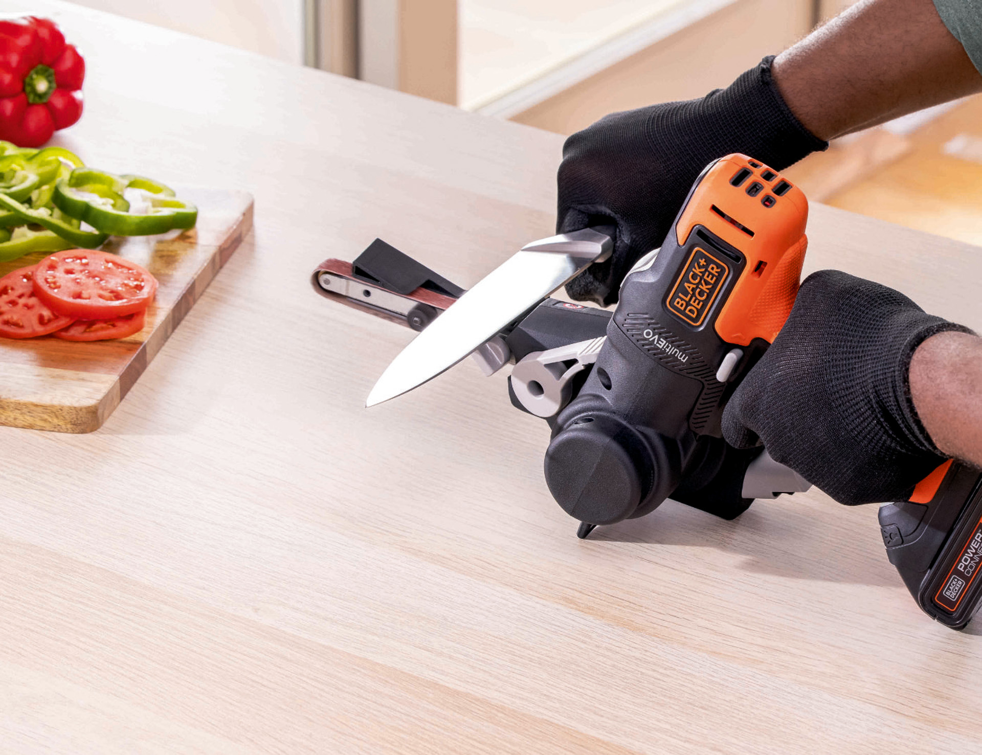 ナイフシャープナーとしても利用可能