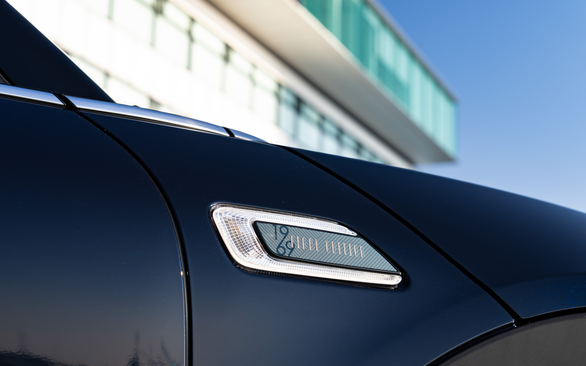 サイドスカットルにも1969とFinal Editionの文字が入る