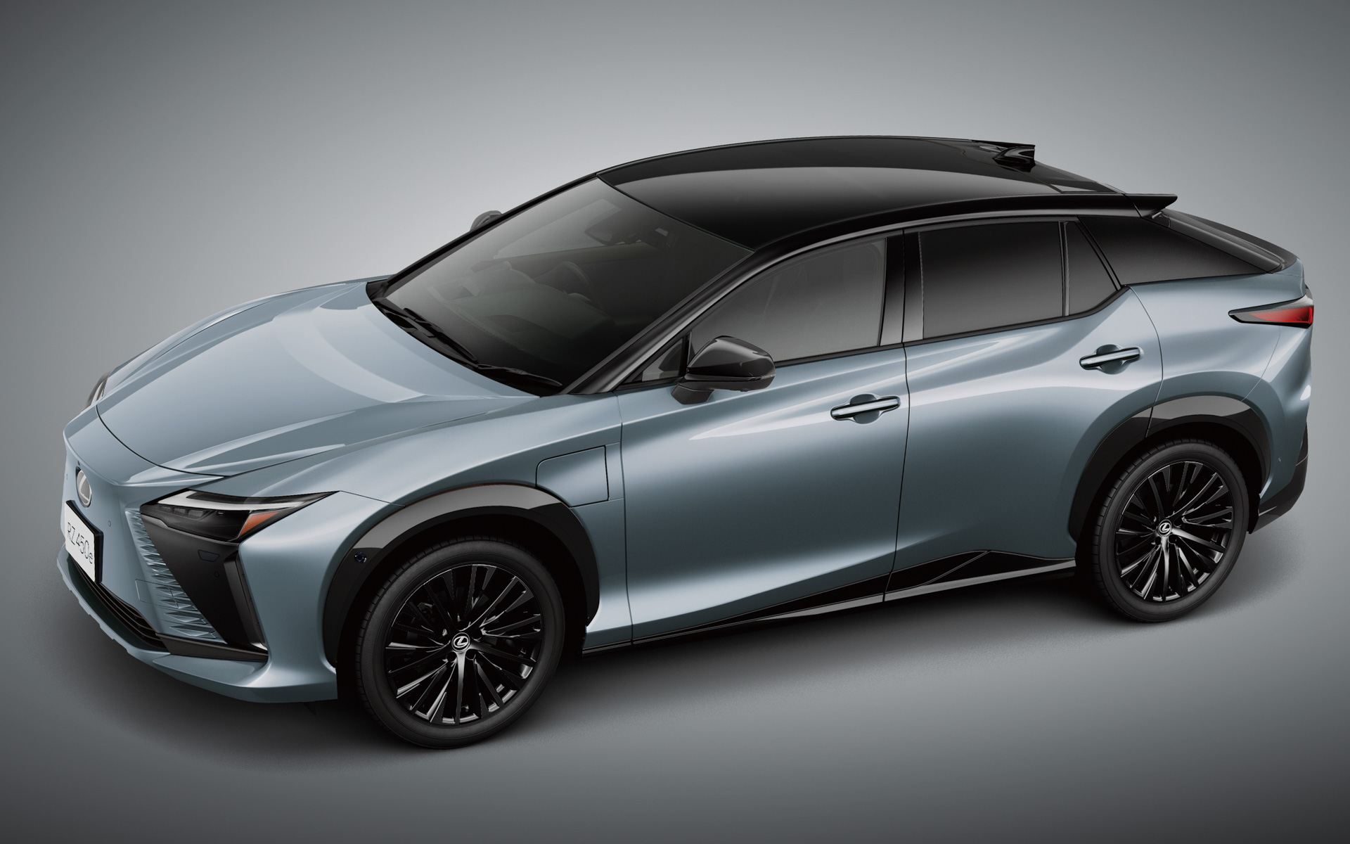 新型RZ発売記念の特別仕様車RZ450e“First Edition”