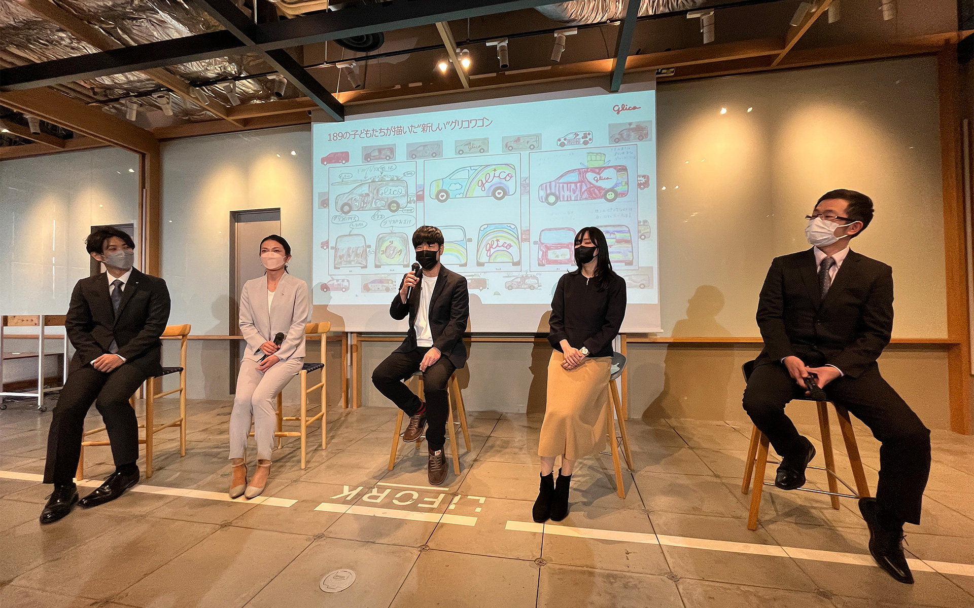 2代目「グリコワゴン」お披露目イベントでは中心的メンバーによるトークパートも用意されていた