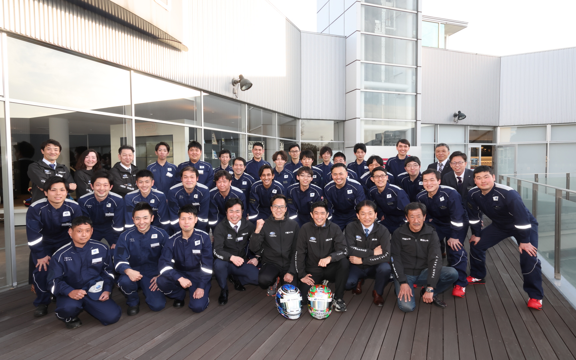 STI（東京都三鷹市）で行なわれた報道関係者向け発表会に集結したTeam Takutyのメンバー