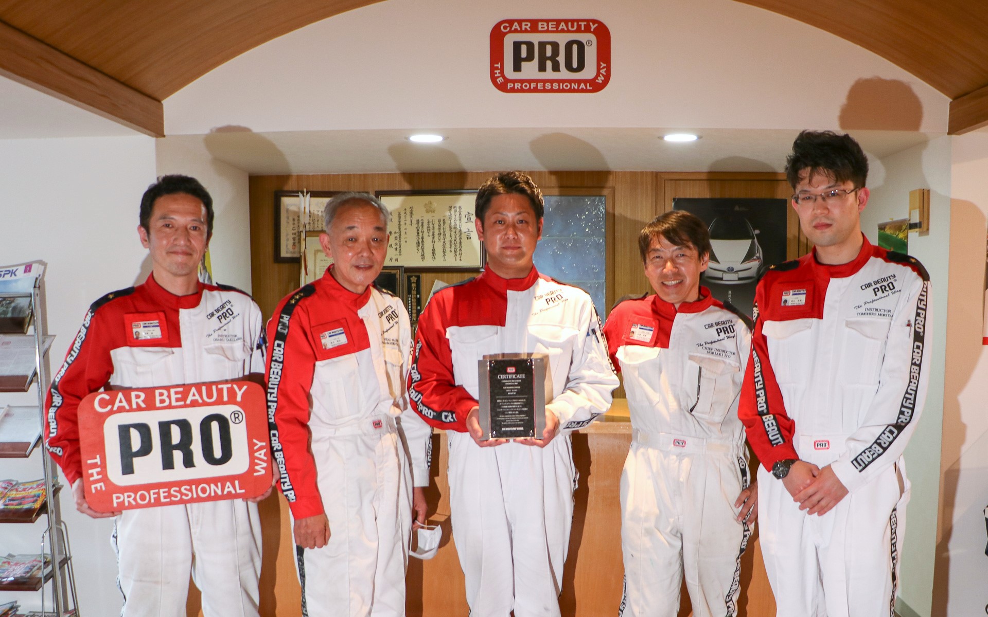 2週間の集中講座を振り返った堀場氏は「思っていた以上にきつかったですが、無事に卒業できてよかったです」と振り返っていた