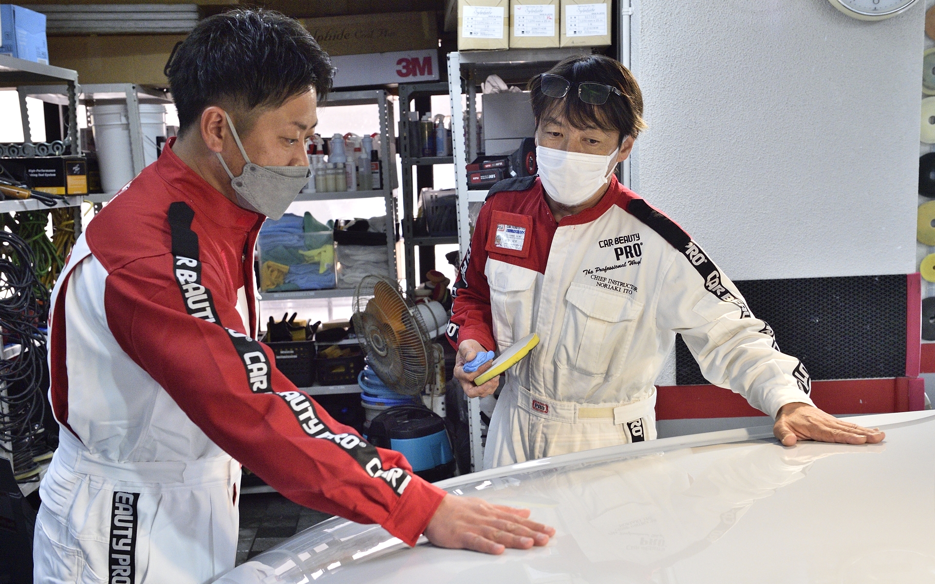 施工の前にボディ表面の確認からスタート