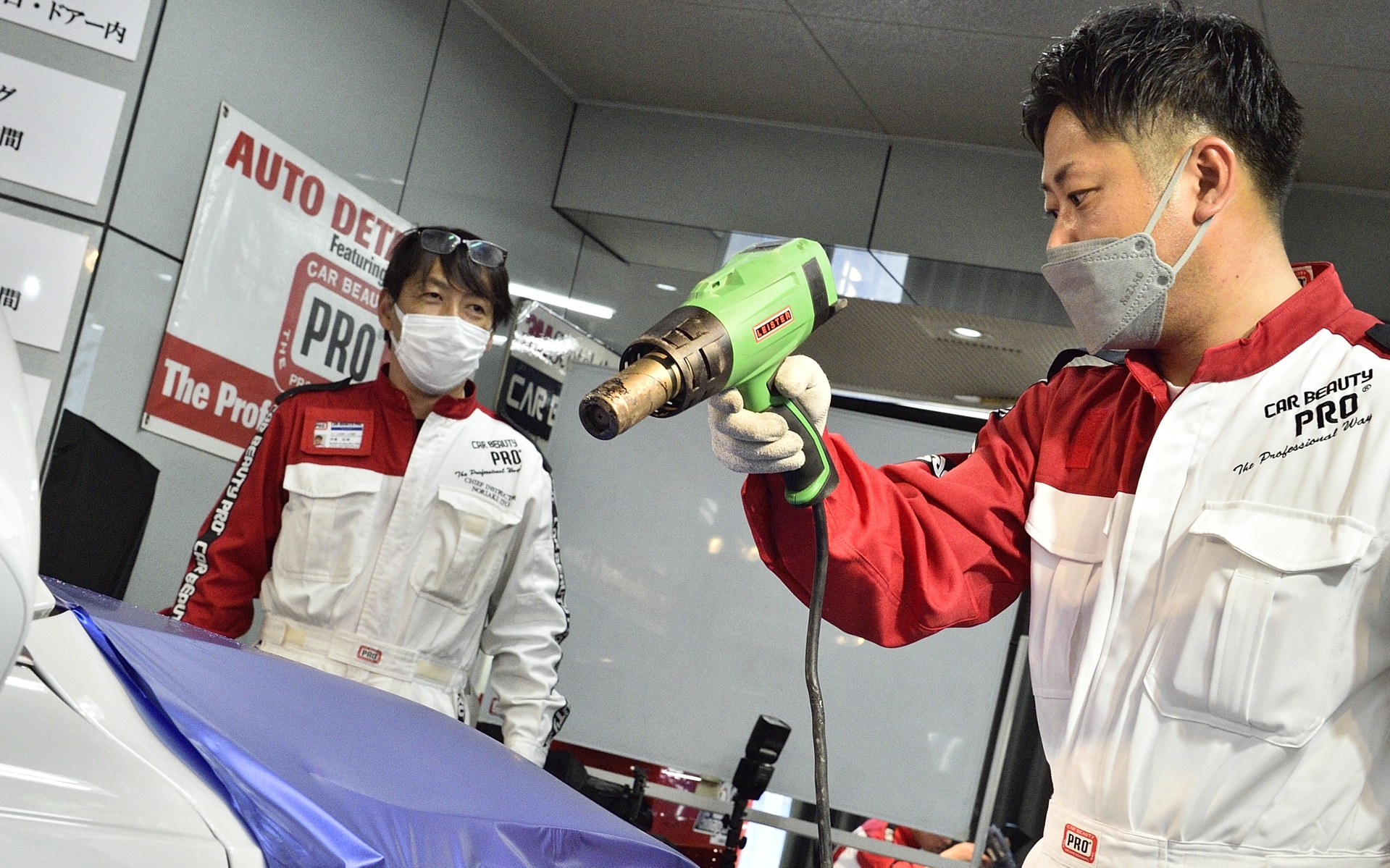 本番は練習とは異なり、実際に自分の店舗で作業をしていることを想定しながら進められる