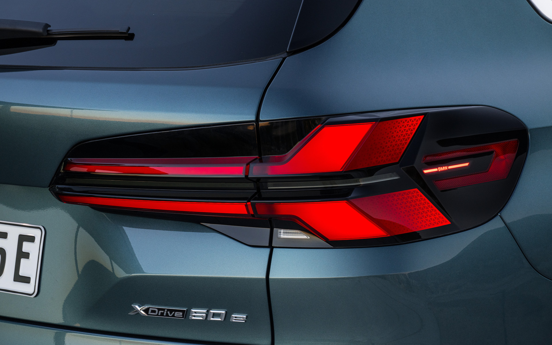 X字型LEDコンビネーションライト