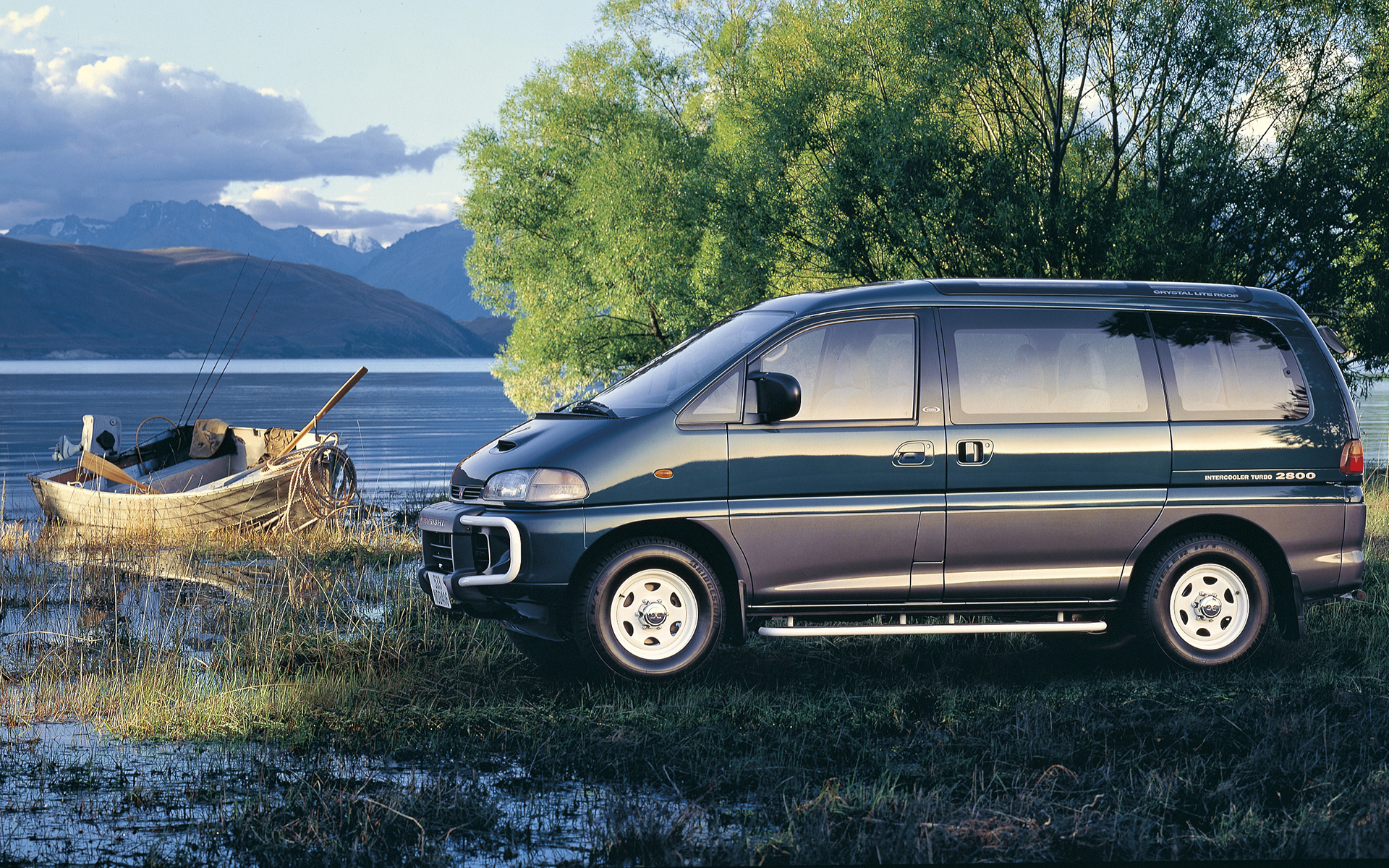 1994年に登場した「デリカ スペースギア」。現在のデリカのイメージを固めたモデル