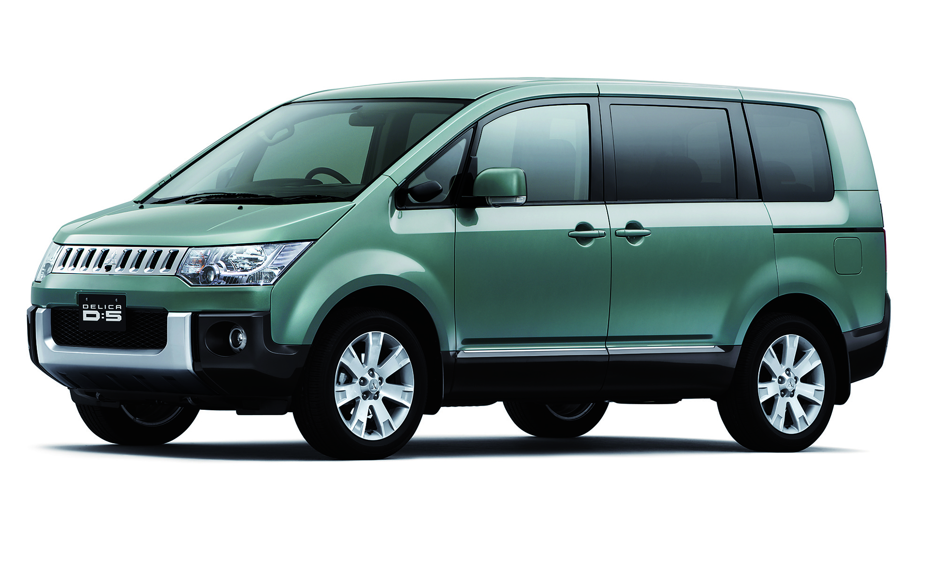 2007年に登場した「デリカ D:5」