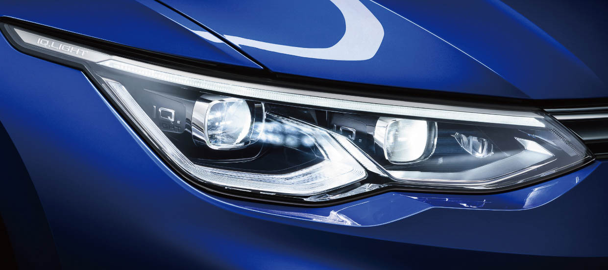 LEDマトリックスヘッドライト“IQ.LIGHT”（ダイナミックターンインジケーター付）