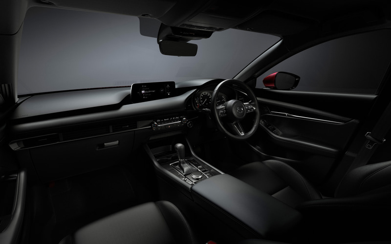 マツダ、「MAZDA3」を改良 新色「セラミックメタリック」追加や10.25