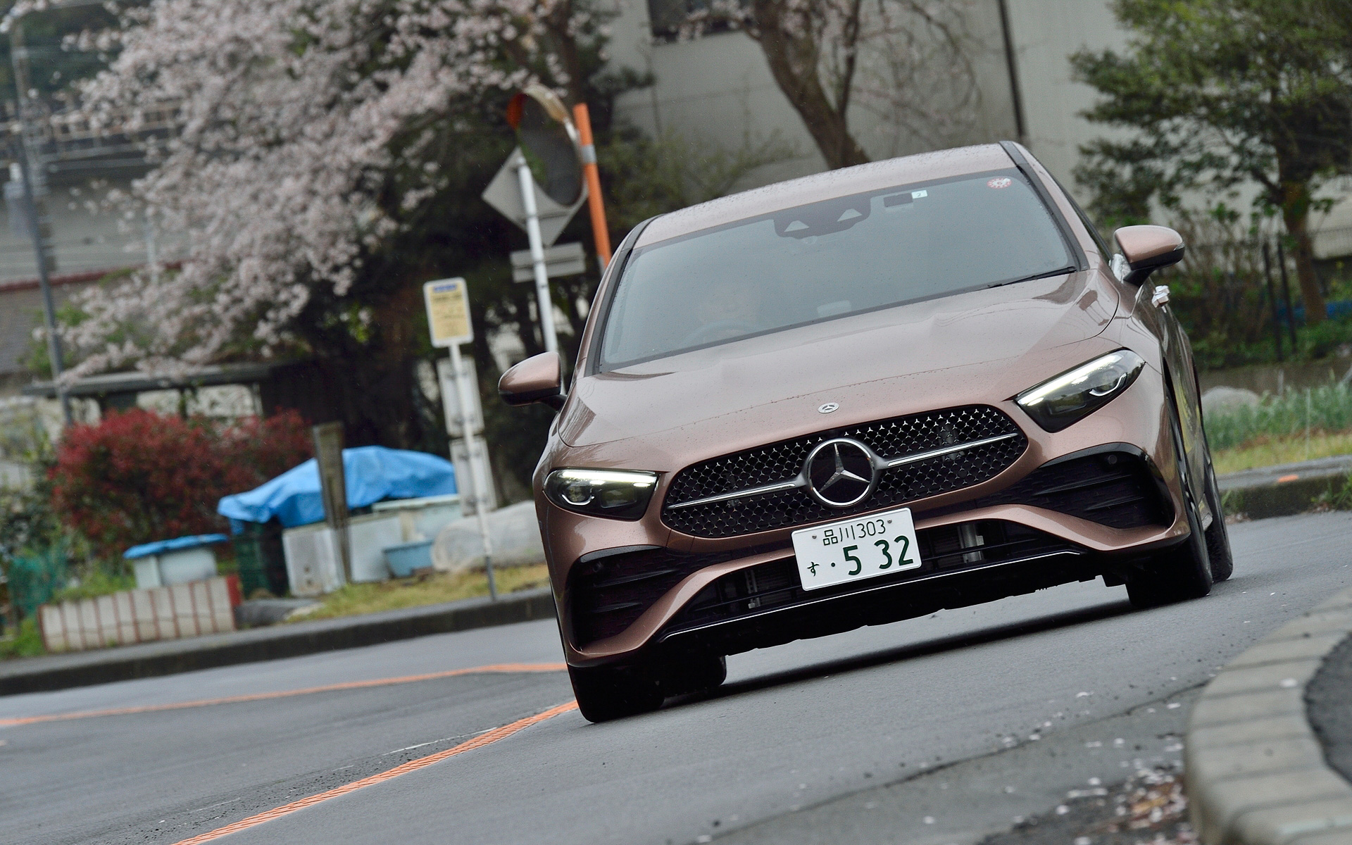 最新のAクラスに乗った