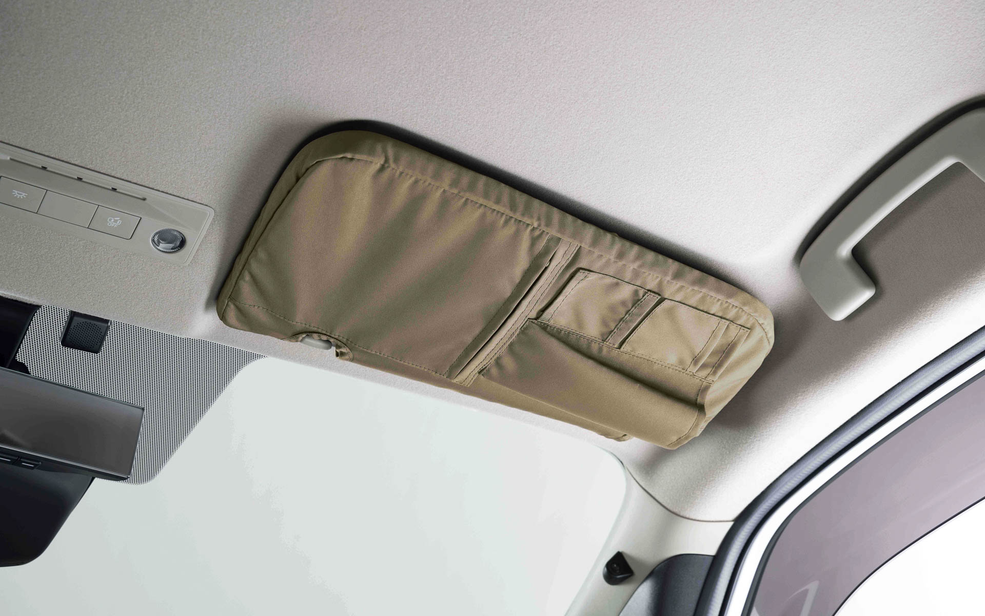 サンバイザーポケット（運転席・助手席用、2個セット）