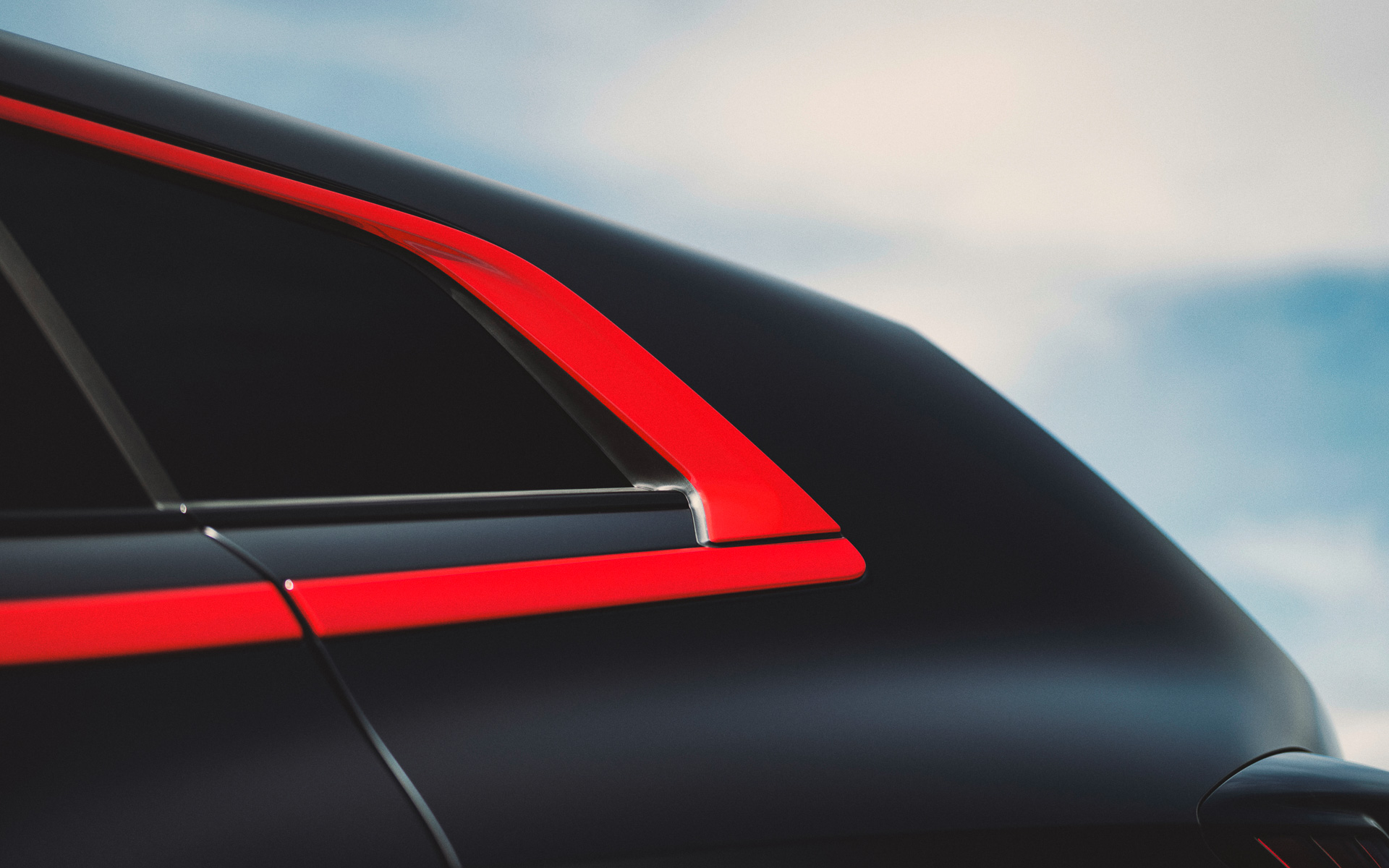 赤のアクセントカラーを使用することでスポーティさを強調