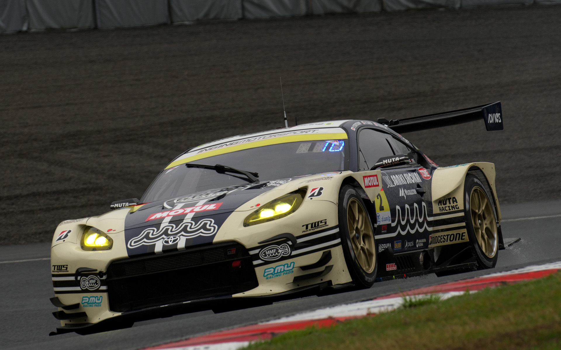 2号車 muta Racing GR86 GT（堤優威/平良響組、BS）