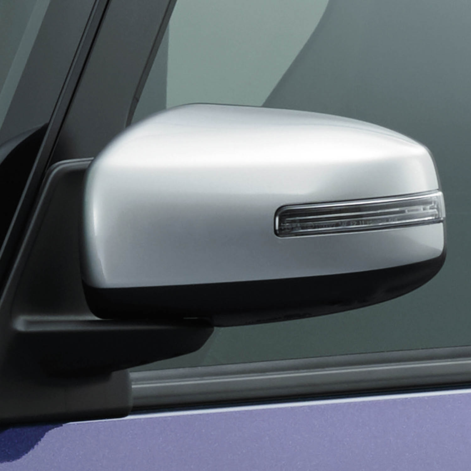 シルバードアミラー