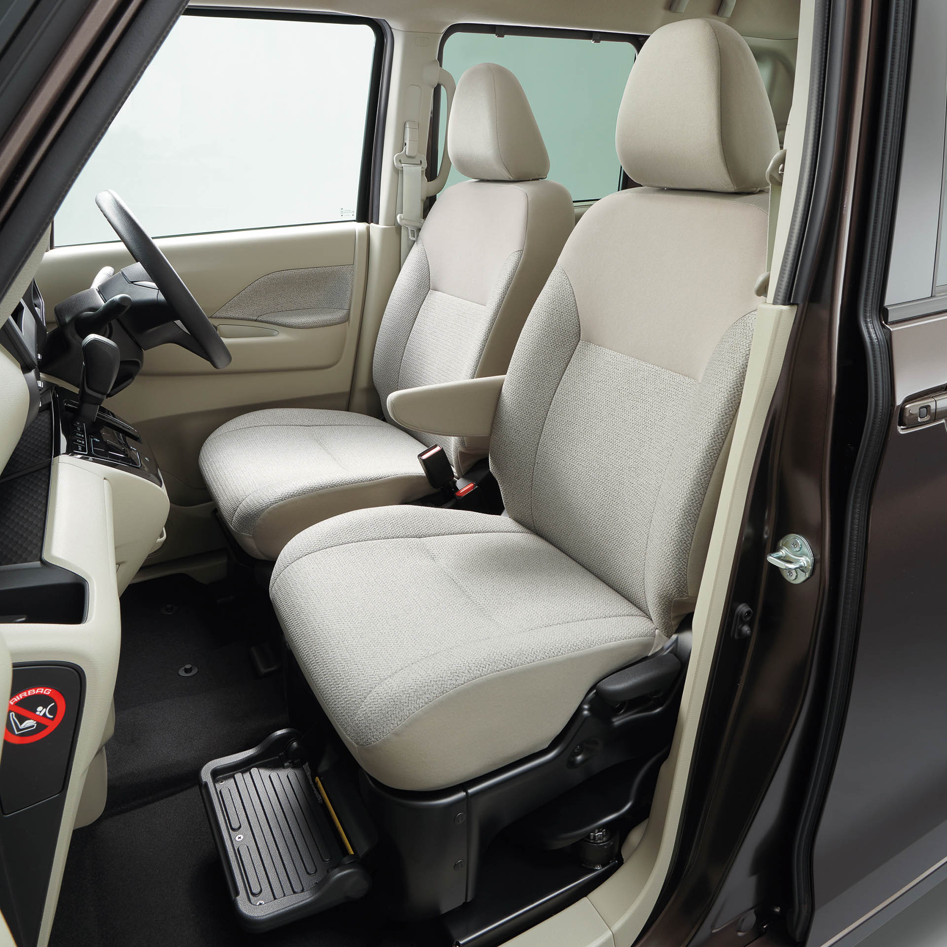 ルークス 助手席スライドアップシート フロントセパレートシート