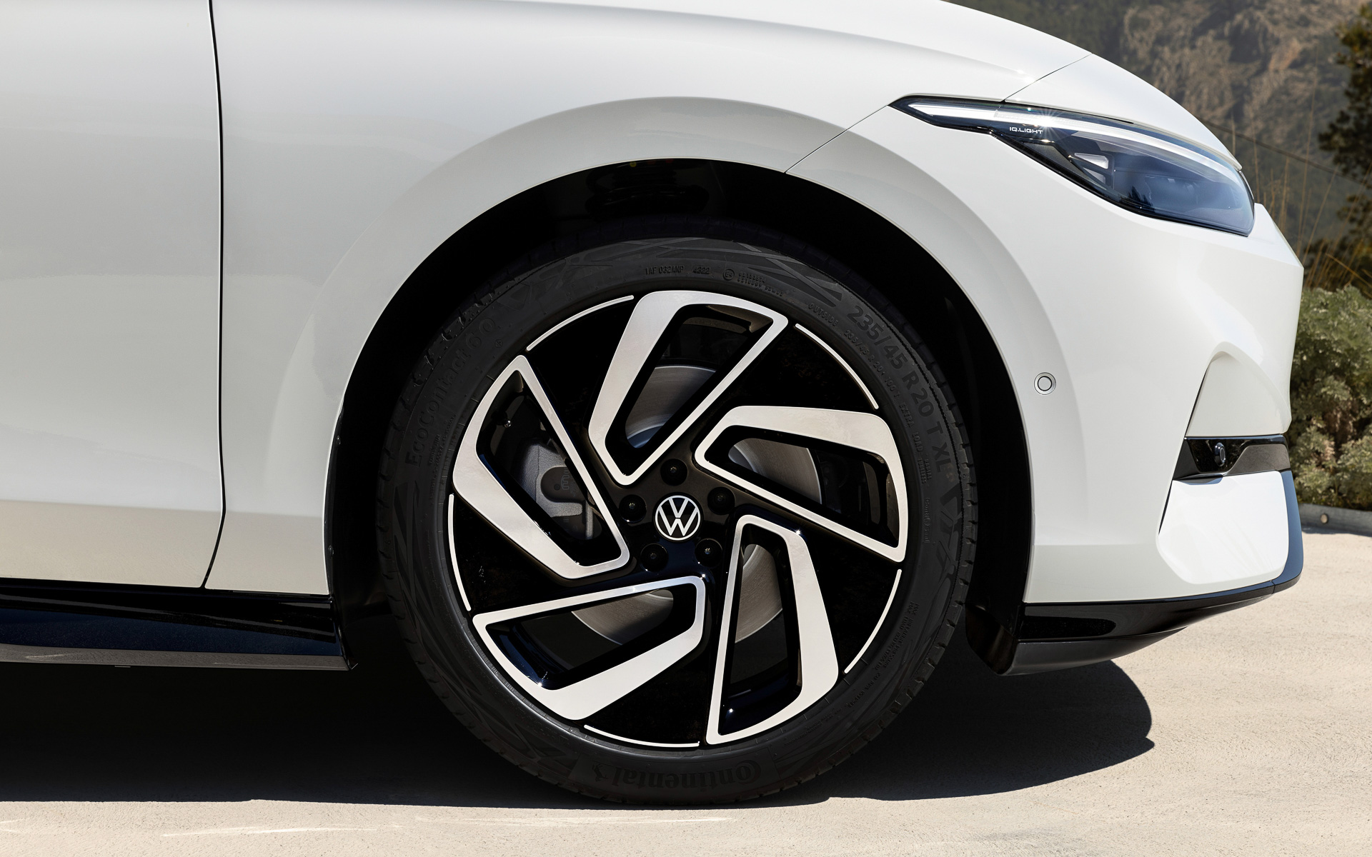 ID.7のエクステリア。全長は約5mとした