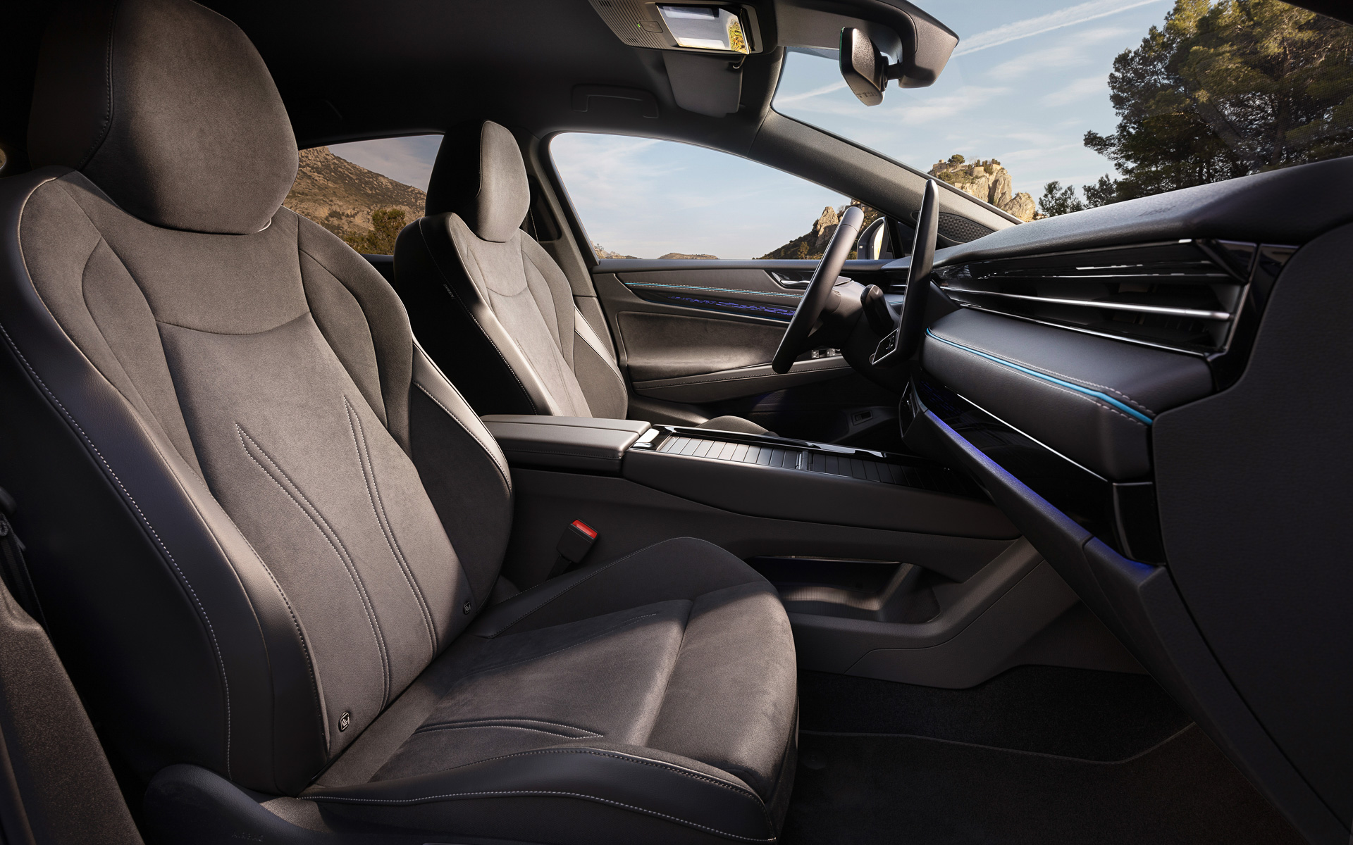 さまざまな上級装備が用意されるID.7のインテリア