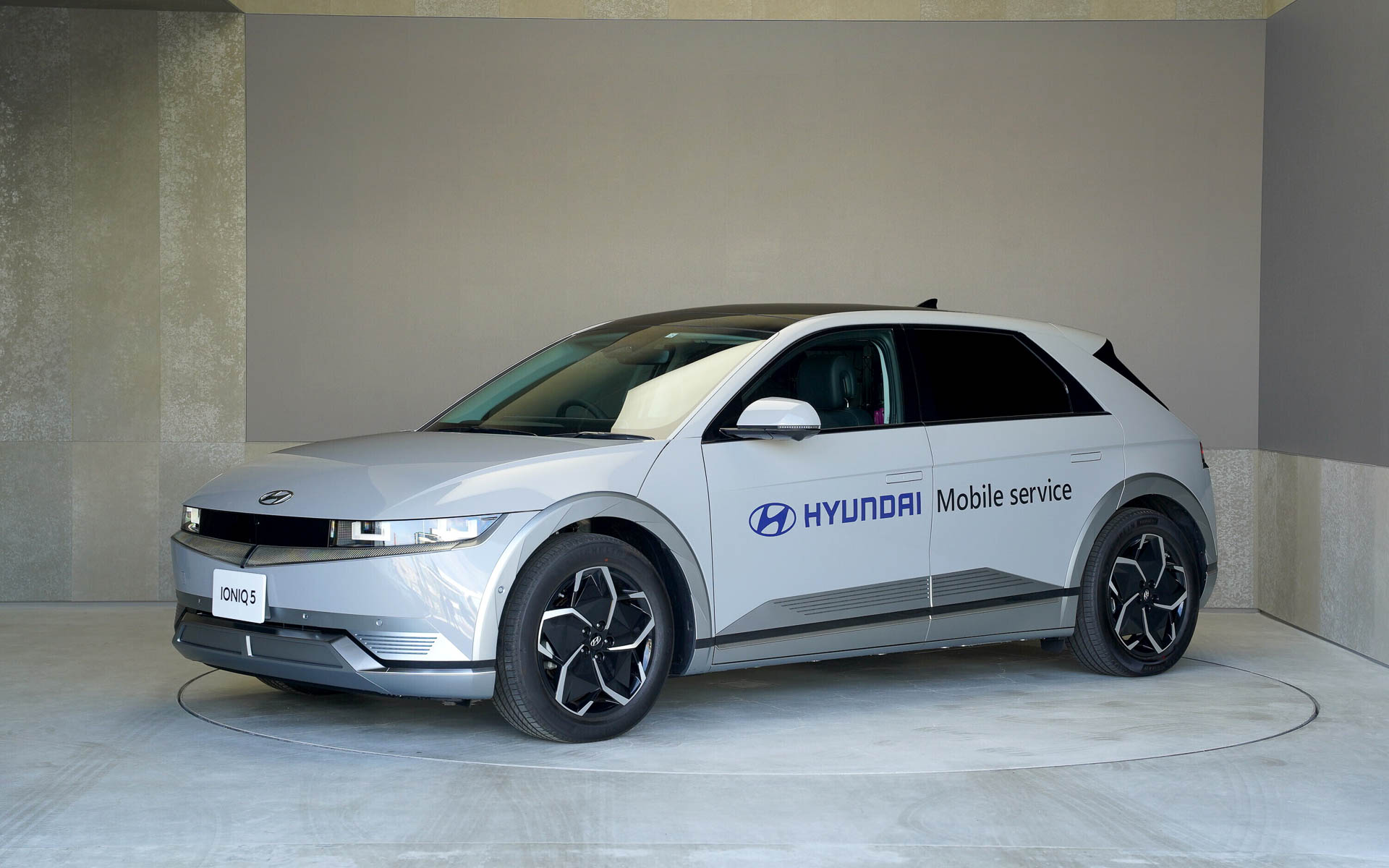 「アイオニック 5」を改造した整備専用車両「Hyundai Qちゃん」