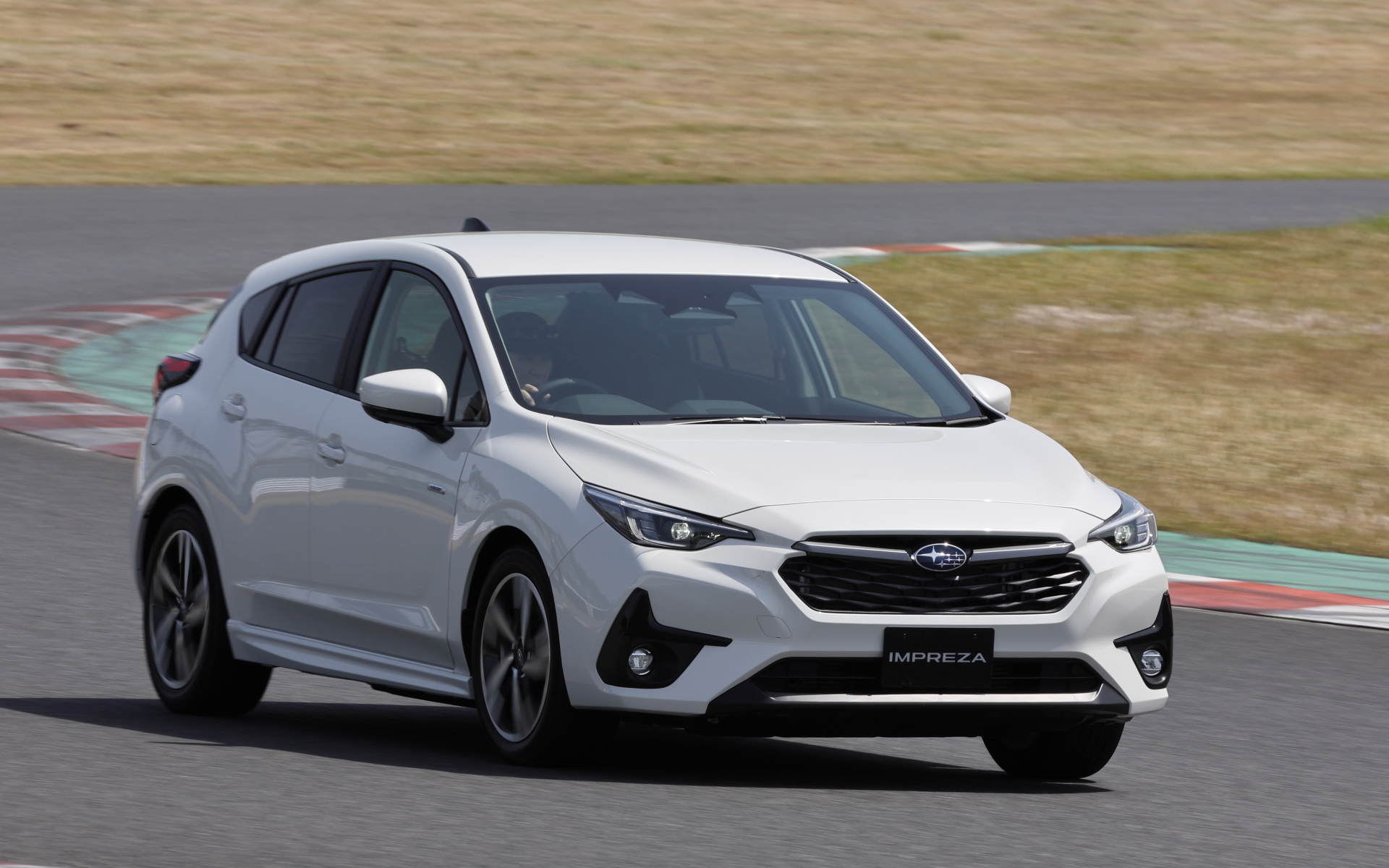 新型インプレッサ（プロトタイプ）