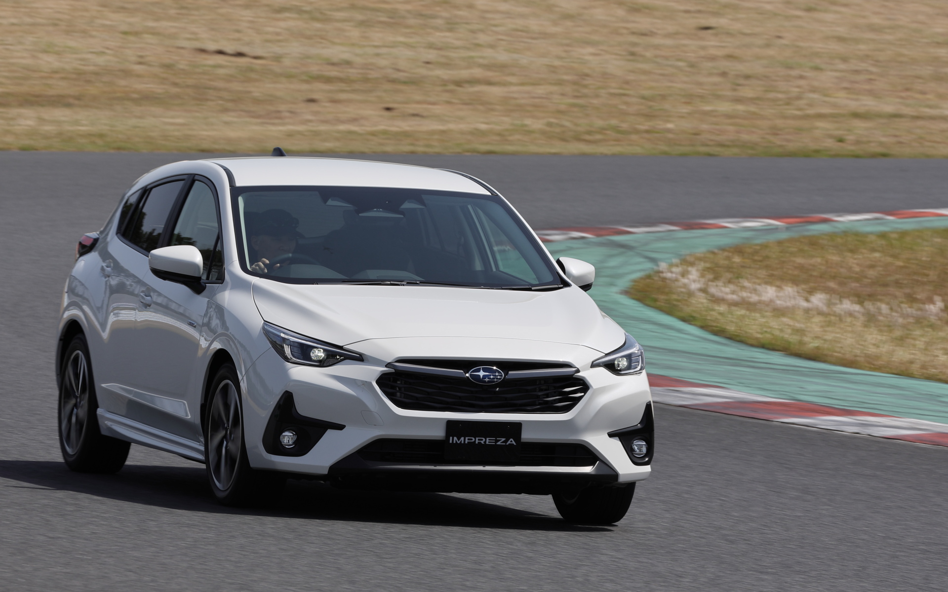 インプレッサ プロトタイプ 2WD（FF）モデル