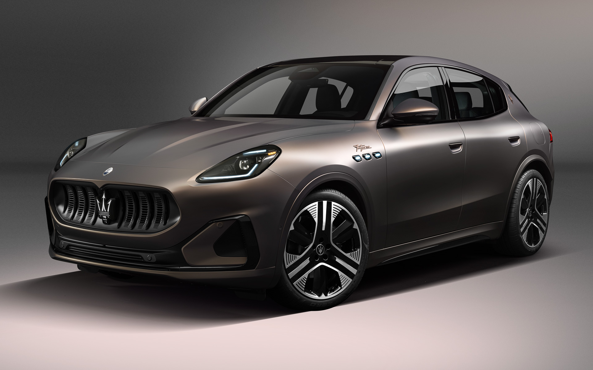 新型「グレカーレ フォルゴーレ」