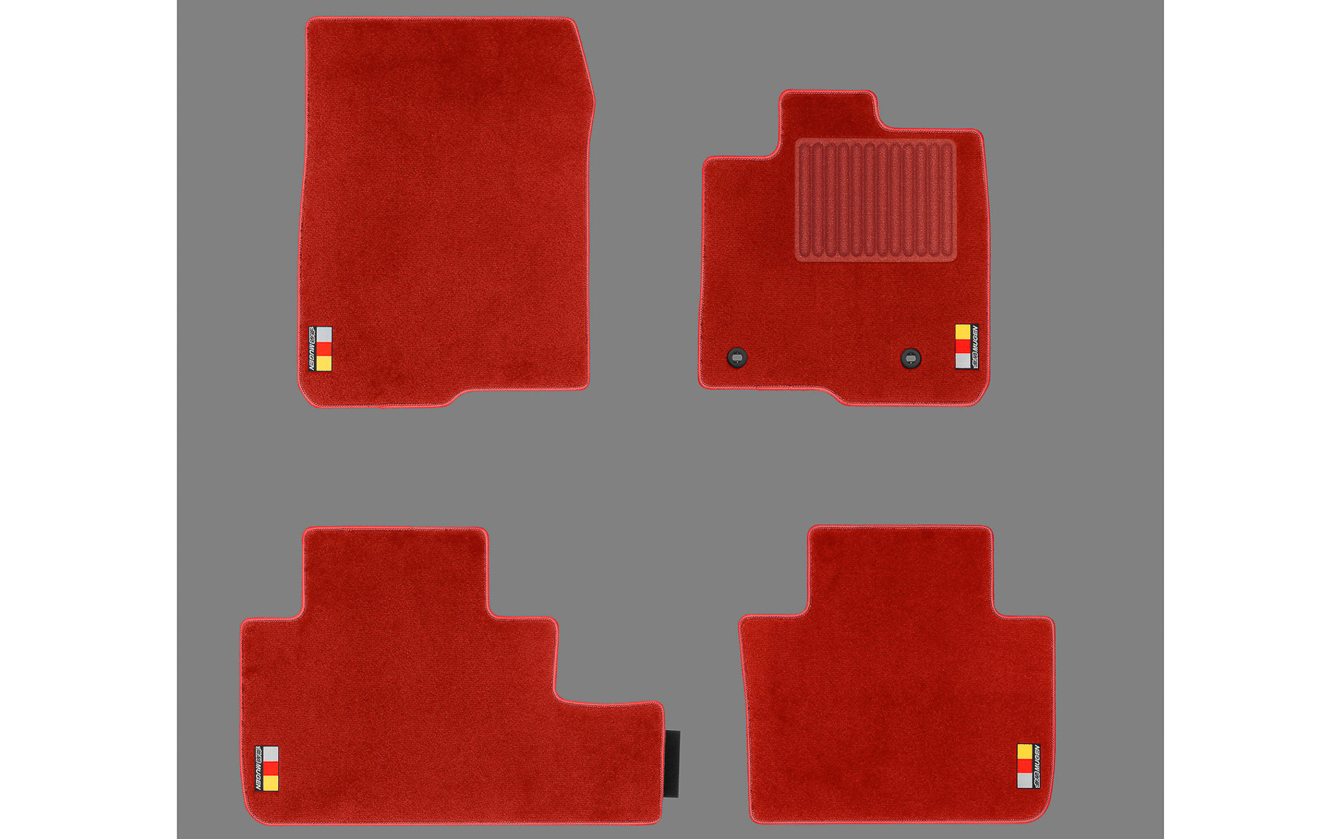 スポーツマット（レッド）価格4万5100円