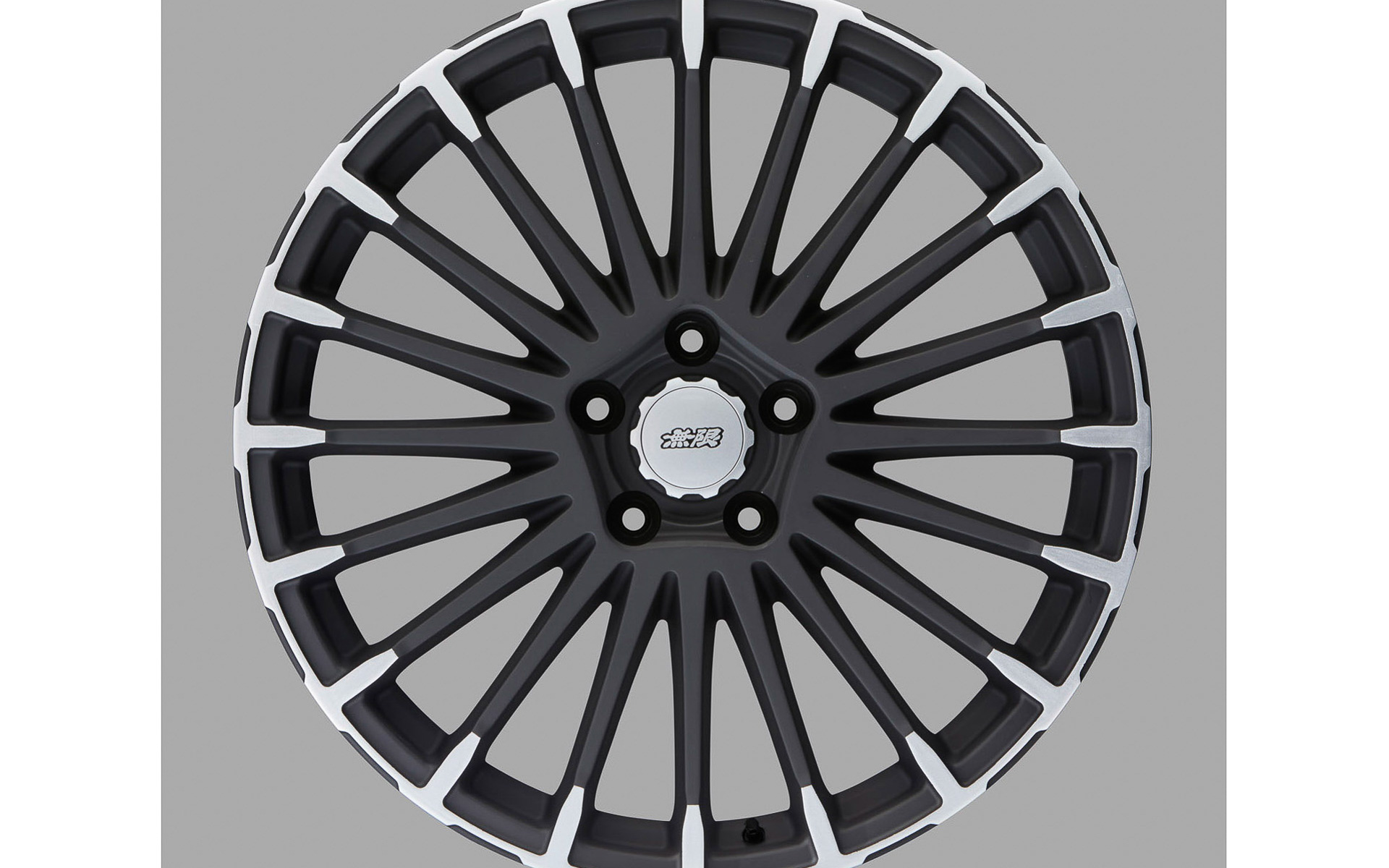 19インチアルミホイール「MDC」のサイズは19×8.5Jインセット50