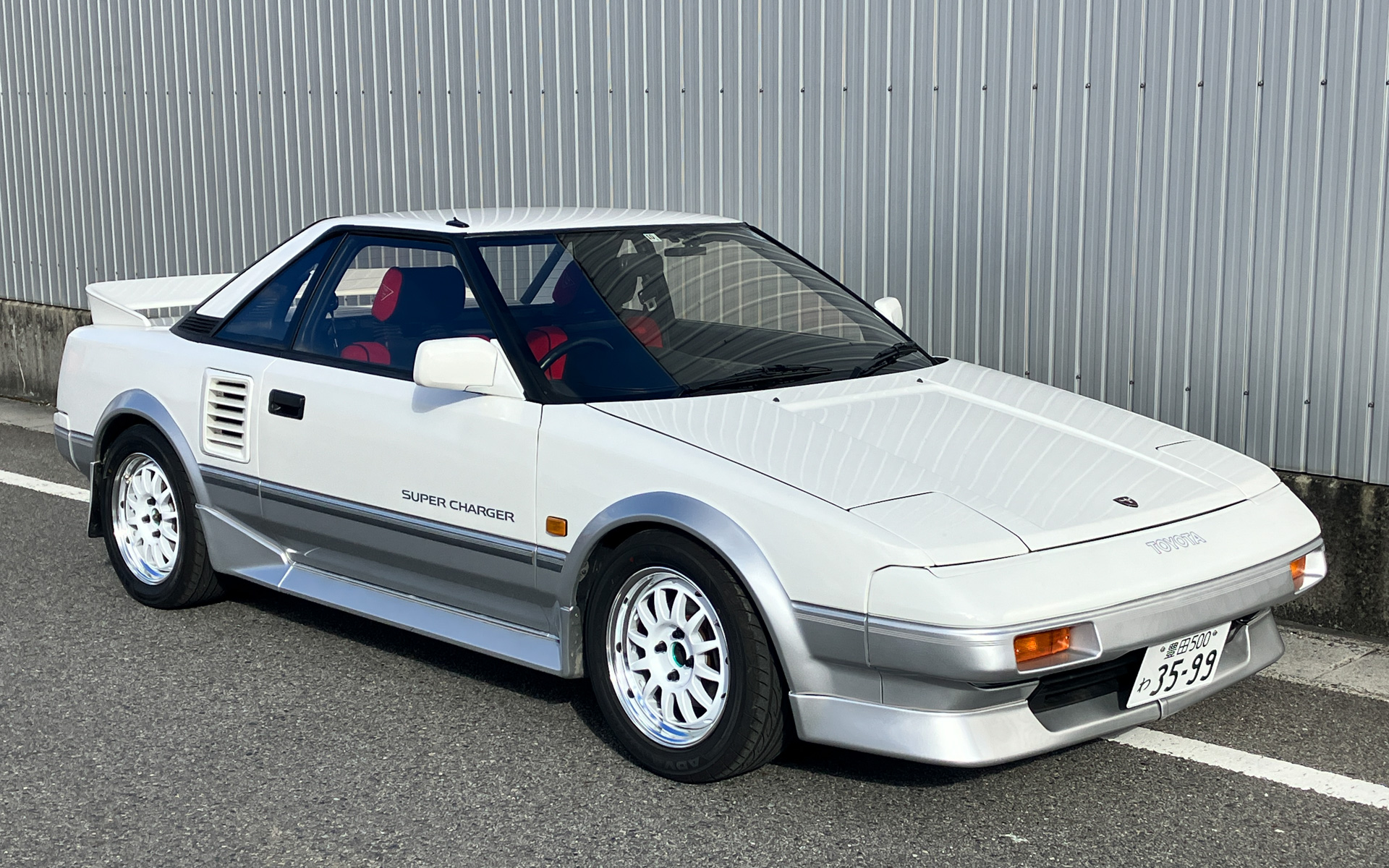 AW11型 MR2 G-Limited スーパーチャージャー（1988年式／MT）