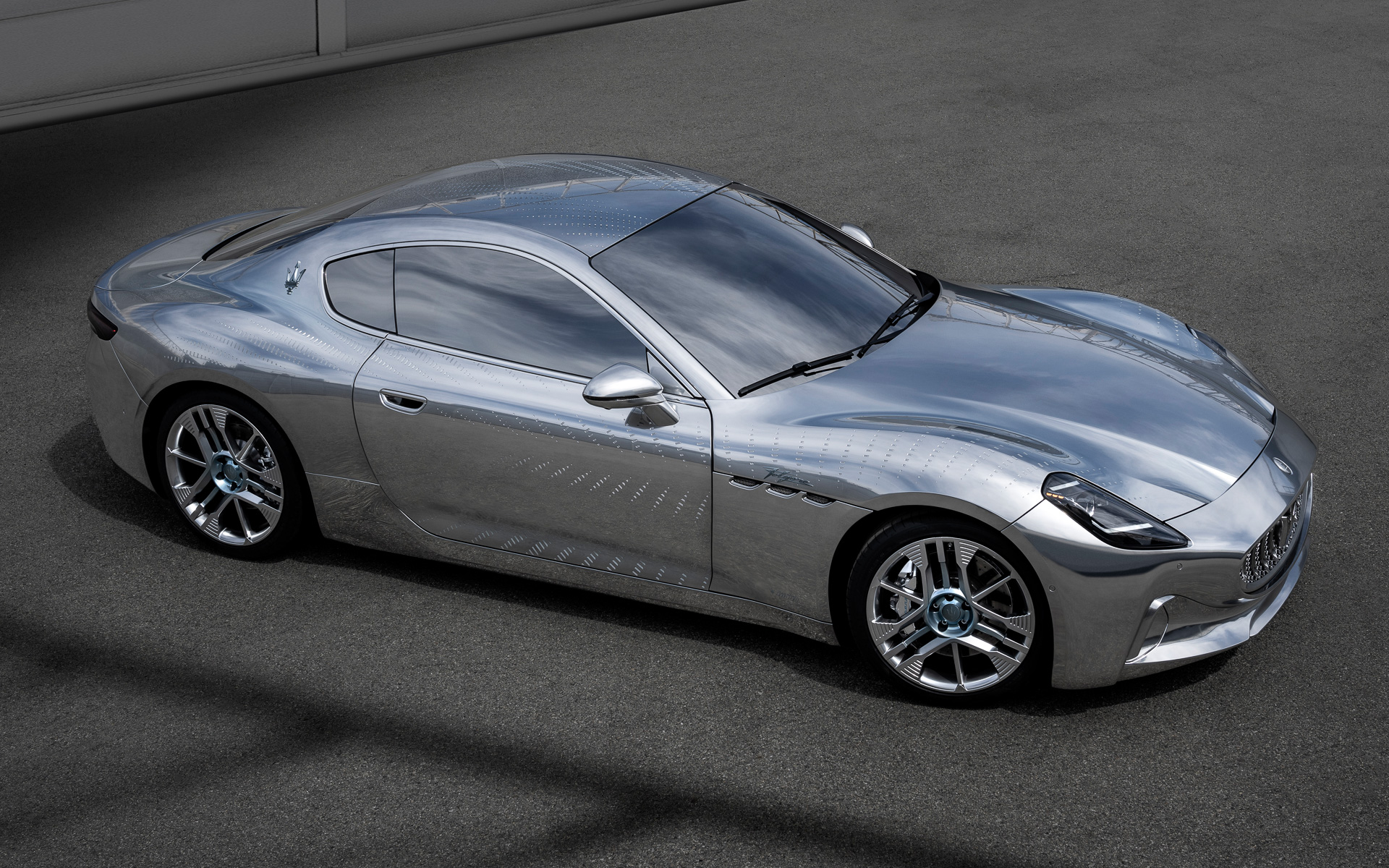 グラントゥーリズモ One Off Luce